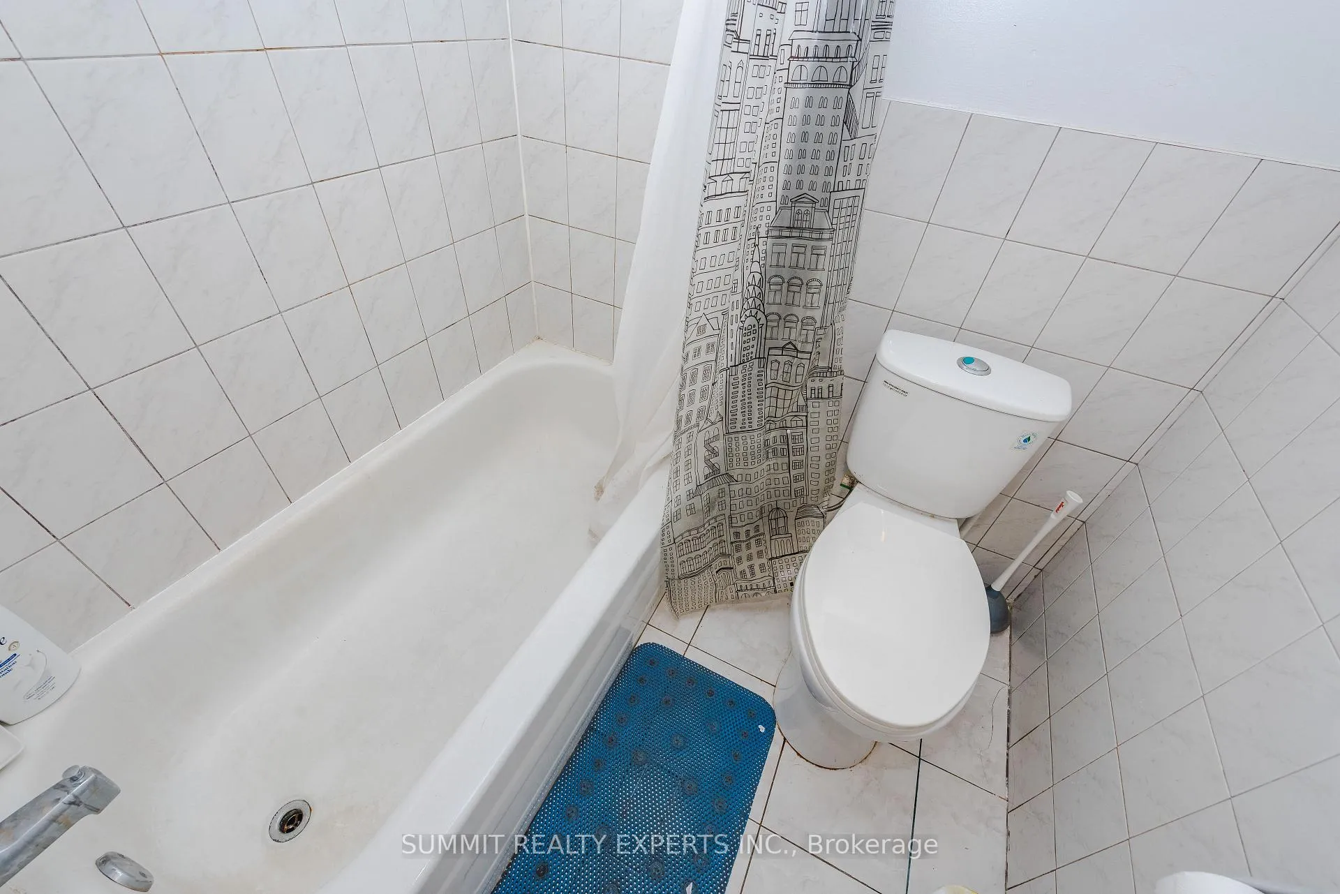 Photo 45 of 70 Wildberry Crescent, Brampton, Sandringham-Wellington — HOMEH