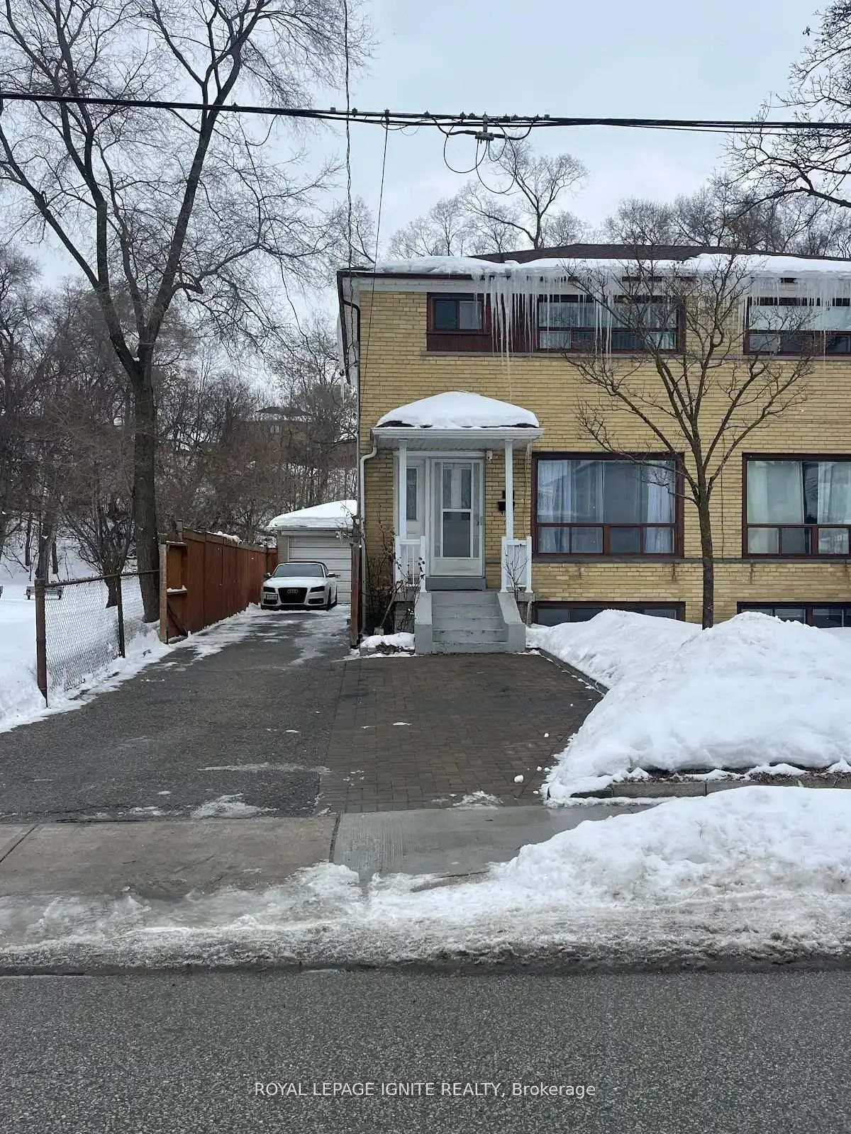Photo 1 of 55 Dalrymple Drive, Toronto, Rockcliffe-Smythe — HOMEH