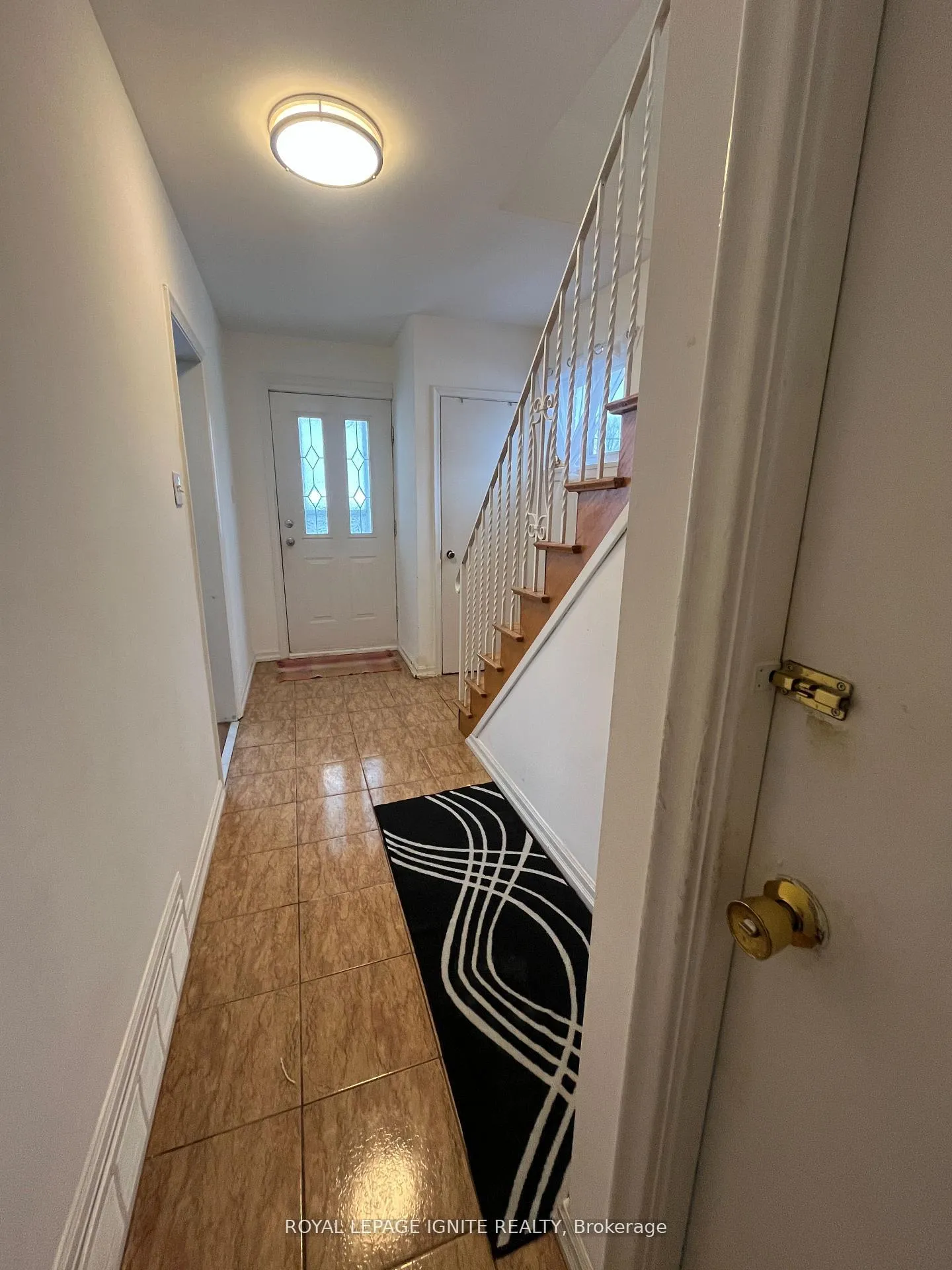 Photo 2 of 55 Dalrymple Drive, Toronto, Rockcliffe-Smythe — HOMEH