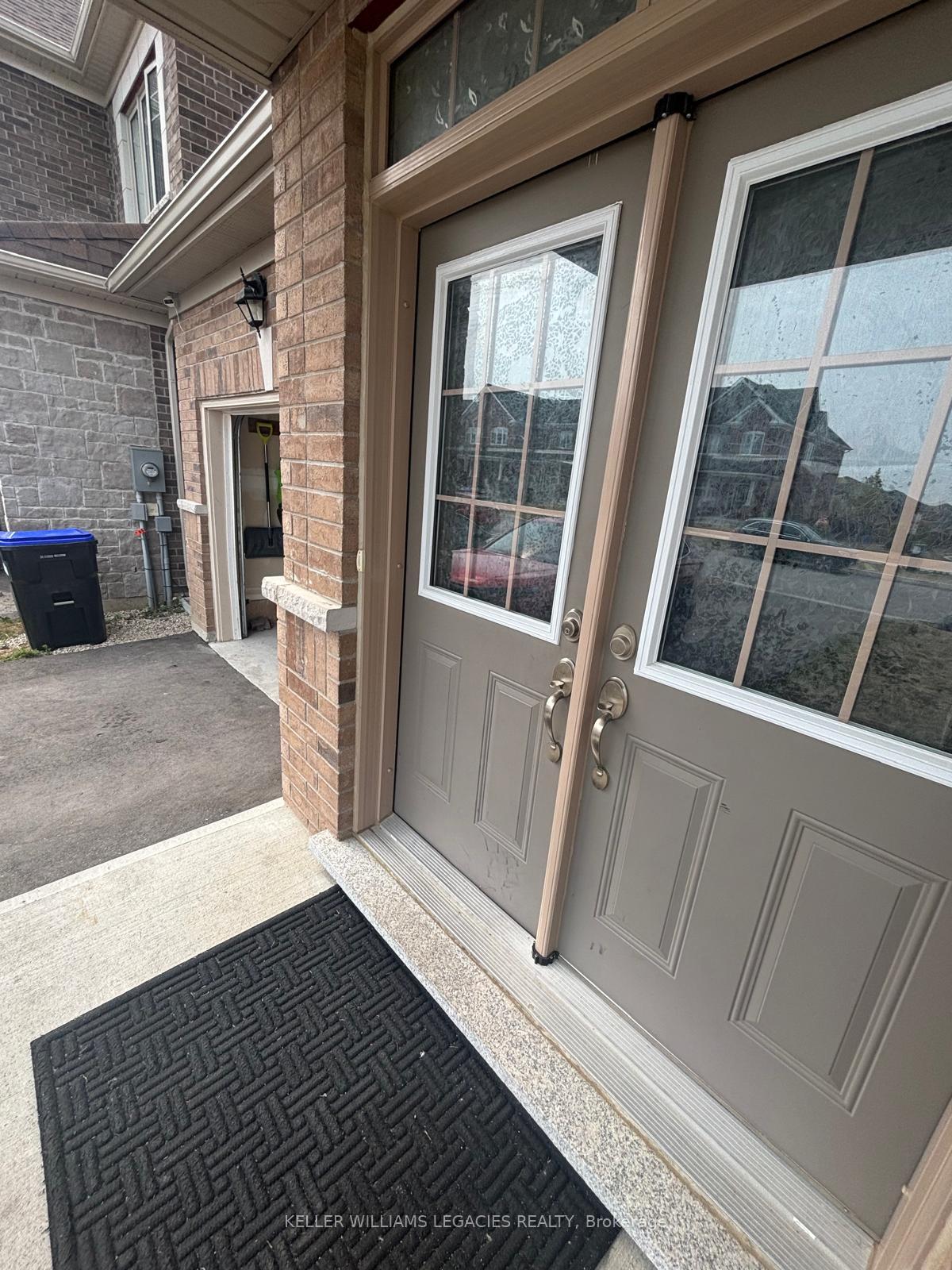 Photo 2 of 2300 Grainger Loop, Innisfil, Rural Innisfil — HOMEH