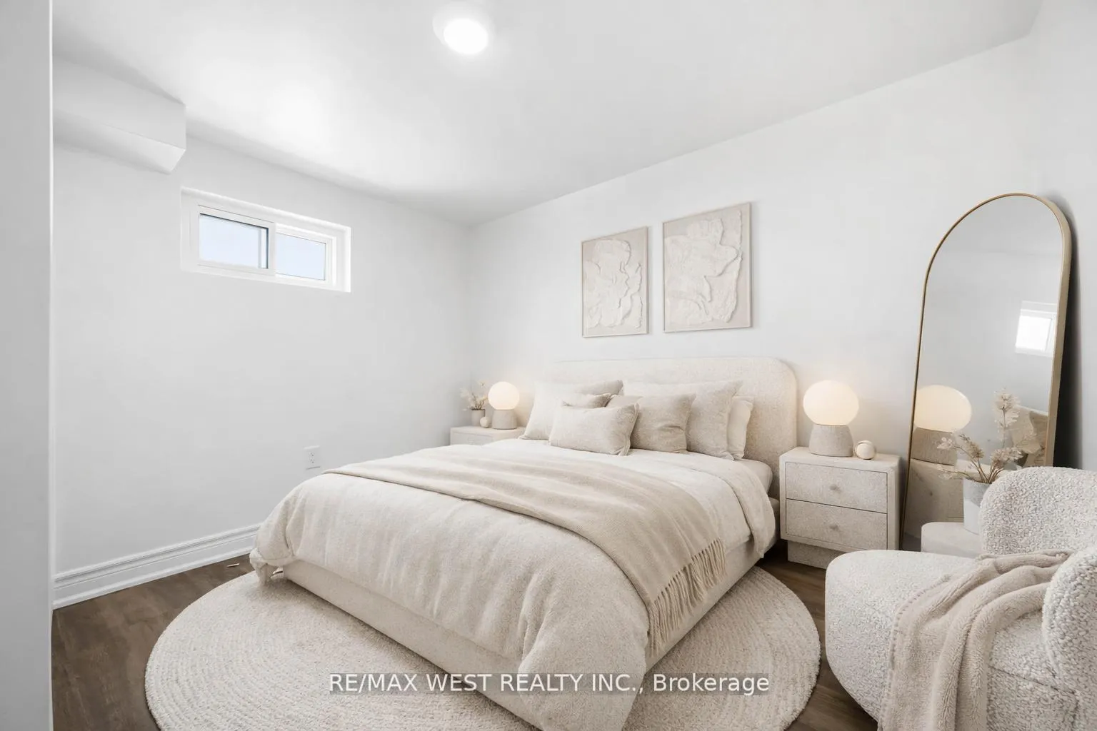 Photo 38 of 902 Woodbine Avenue, Toronto, Woodbine Corridor — HOMEH
