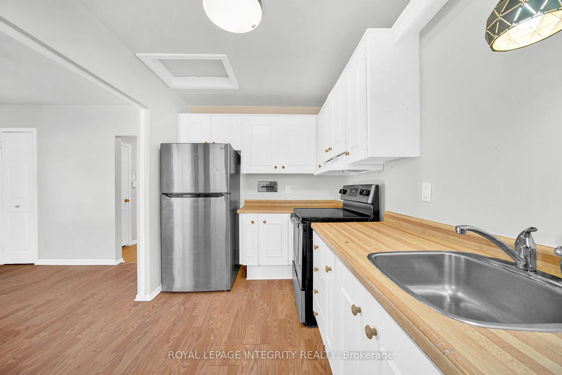 Photo 13 of 2681 Norberry Crescent, Ottawa, Mooneys Bay/Riverside Park — HOMEH