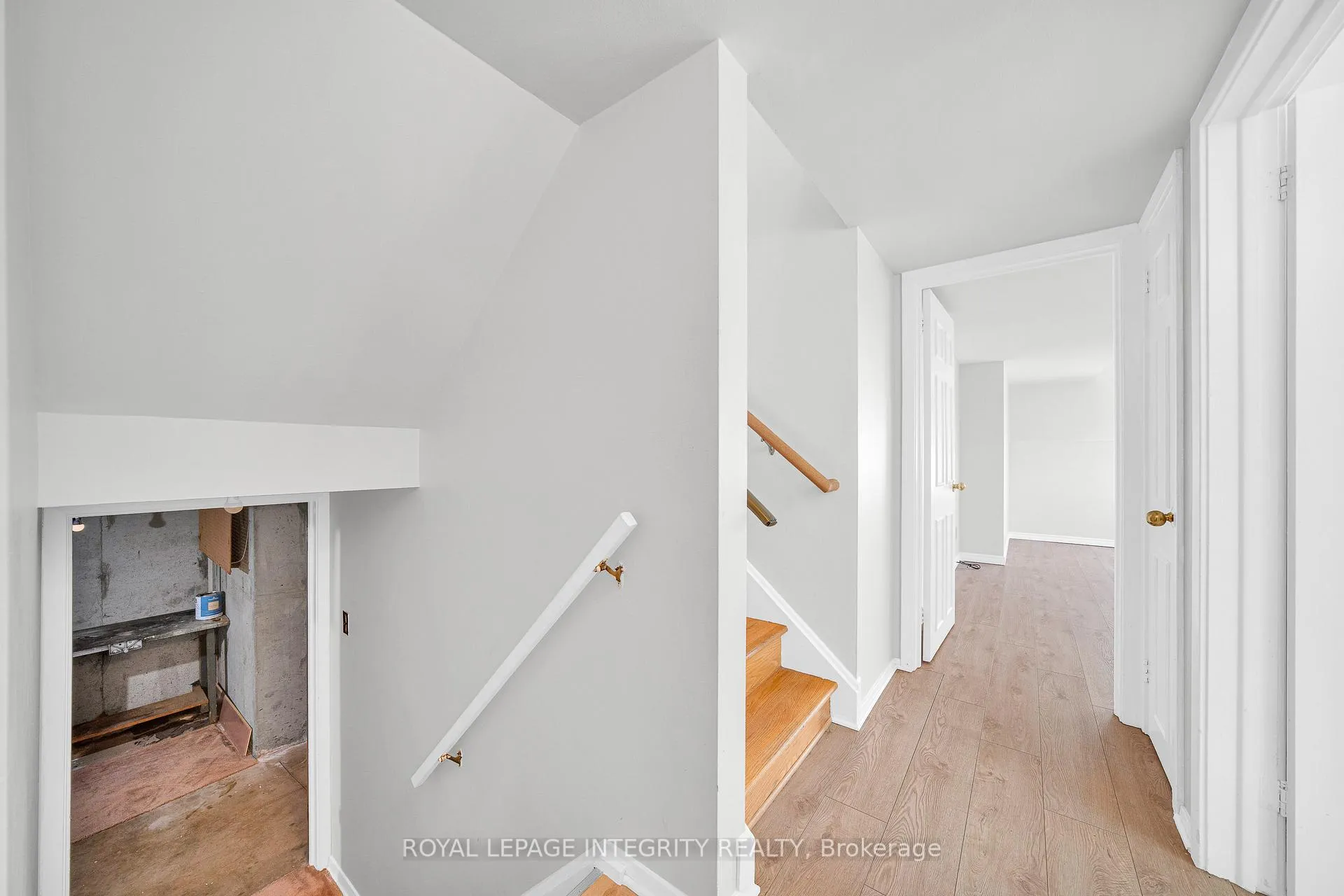 Photo 17 of 2681 Norberry Crescent, Ottawa, Mooneys Bay/Riverside Park — HOMEH