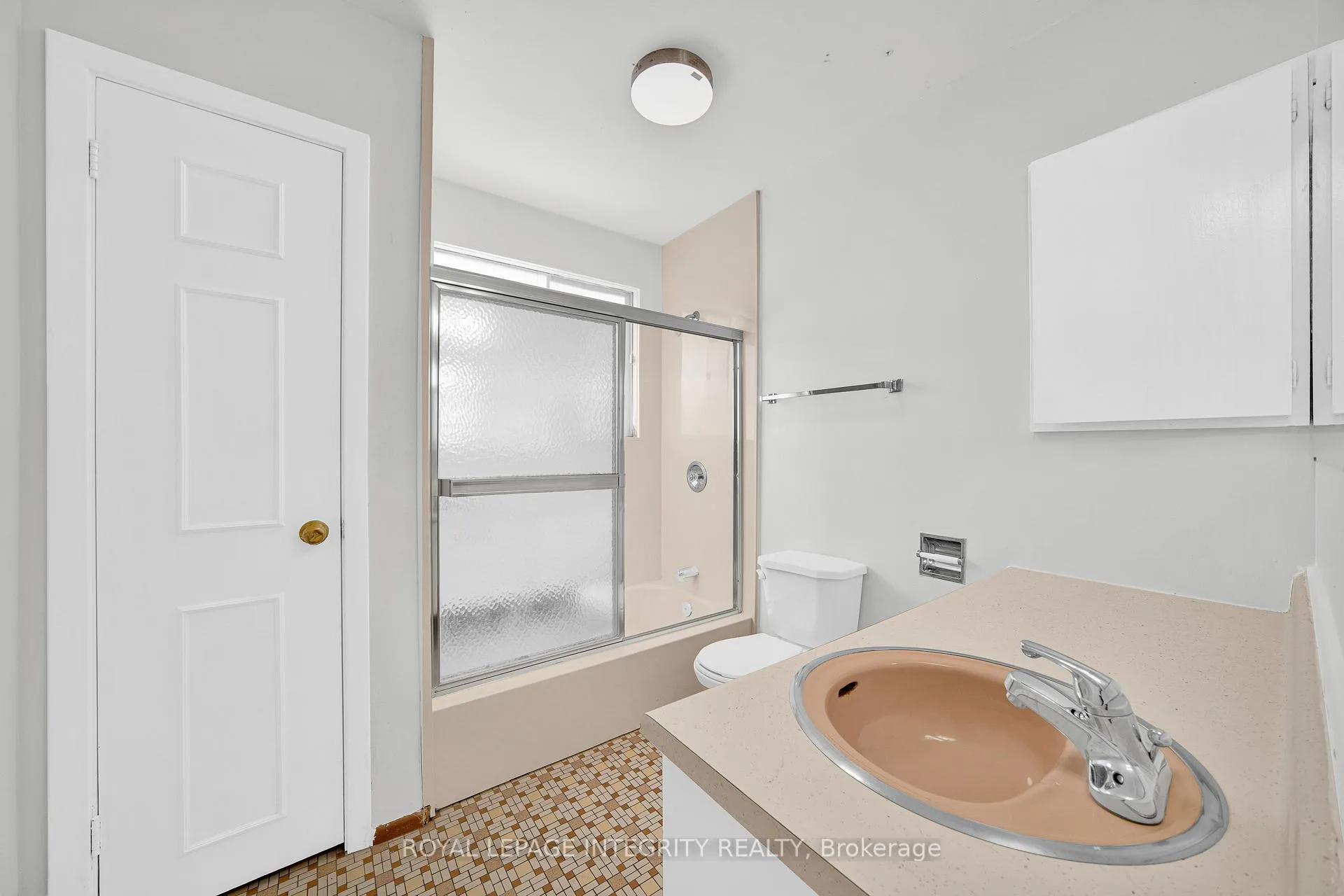 Photo 26 of 2681 Norberry Crescent, Ottawa, Mooneys Bay/Riverside Park — HOMEH