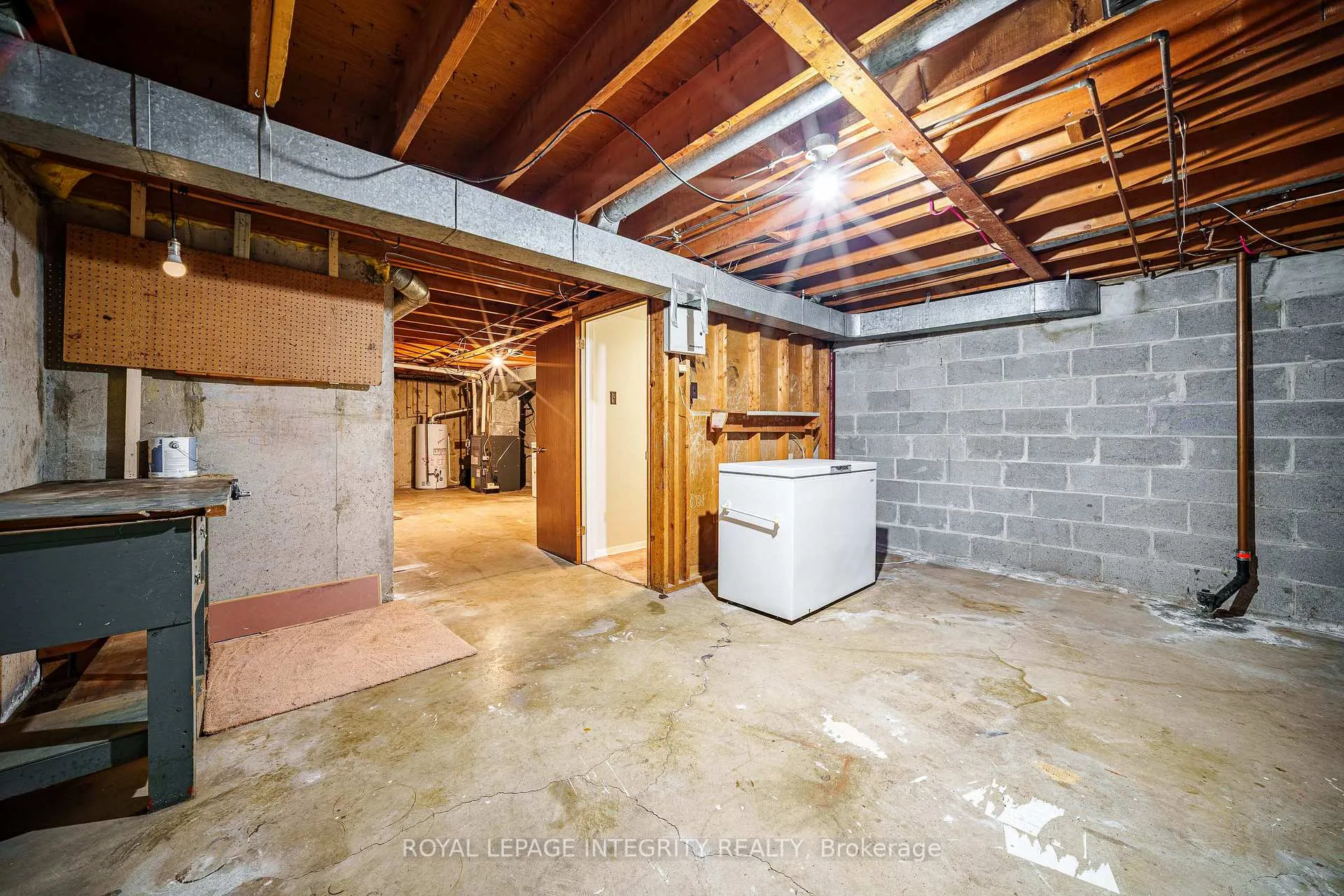 Photo 35 of 2681 Norberry Crescent, Ottawa, Mooneys Bay/Riverside Park — HOMEH