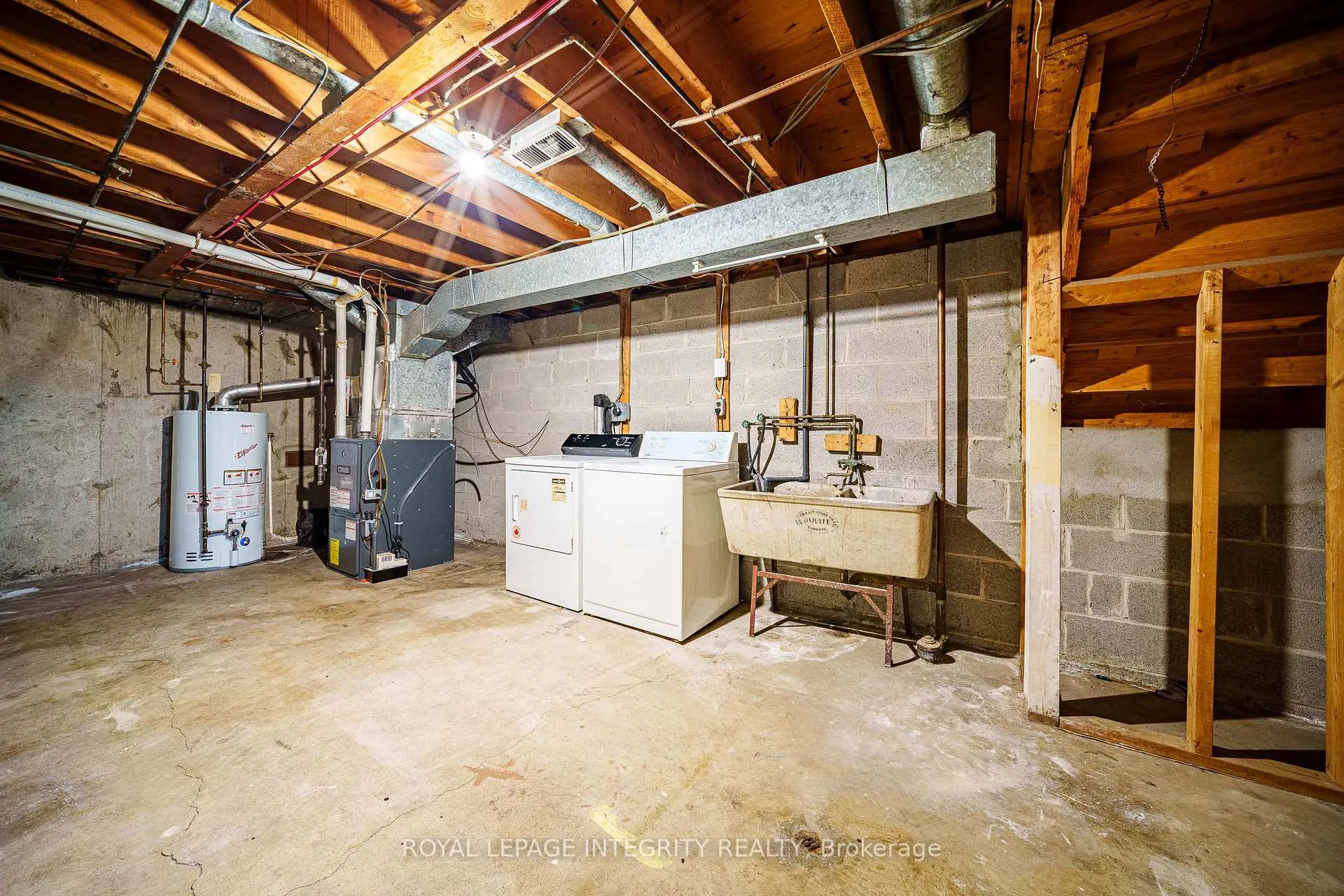 Photo 36 of 2681 Norberry Crescent, Ottawa, Mooneys Bay/Riverside Park — HOMEH