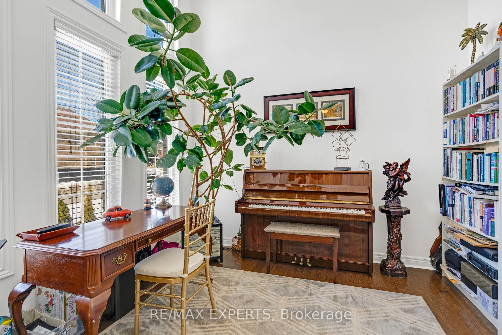 Photo 8 of 75 Turner Drive, New Tecumseth, Tottenham — HOMEH