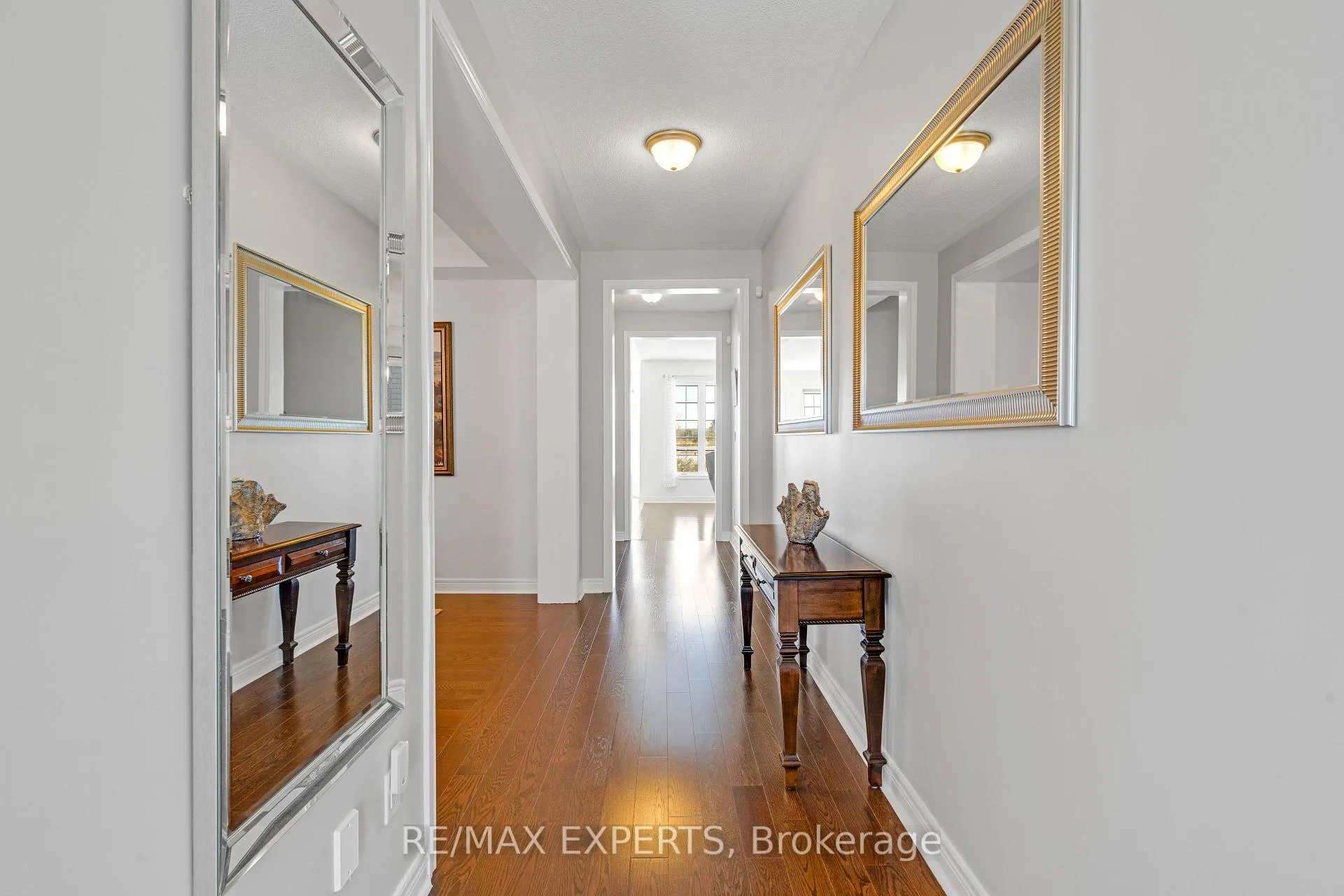 Photo 10 of 75 Turner Drive, New Tecumseth, Tottenham — HOMEH