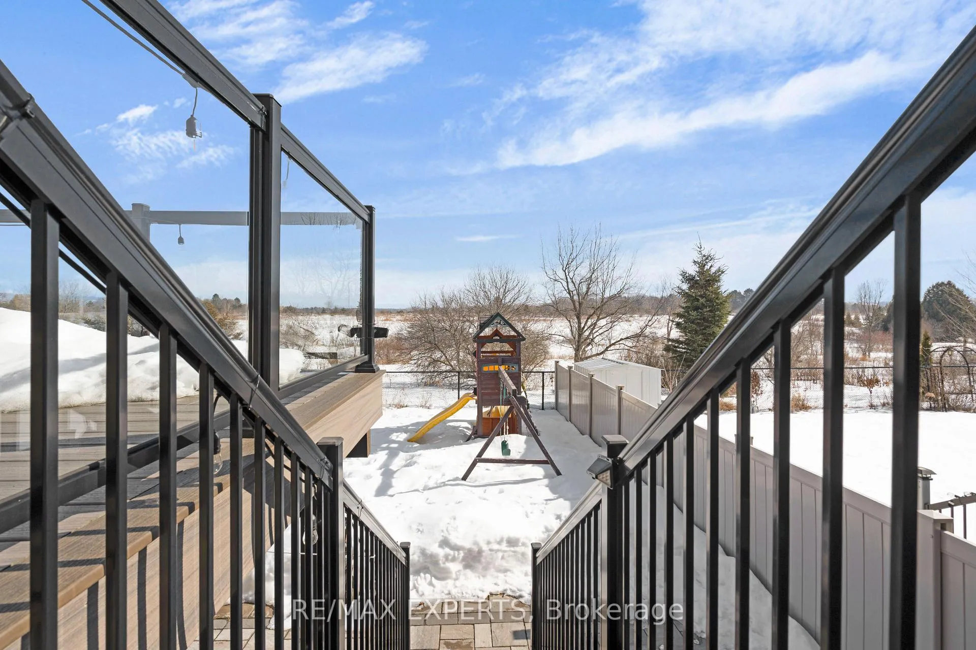 Photo 32 of 75 Turner Drive, New Tecumseth, Tottenham — HOMEH