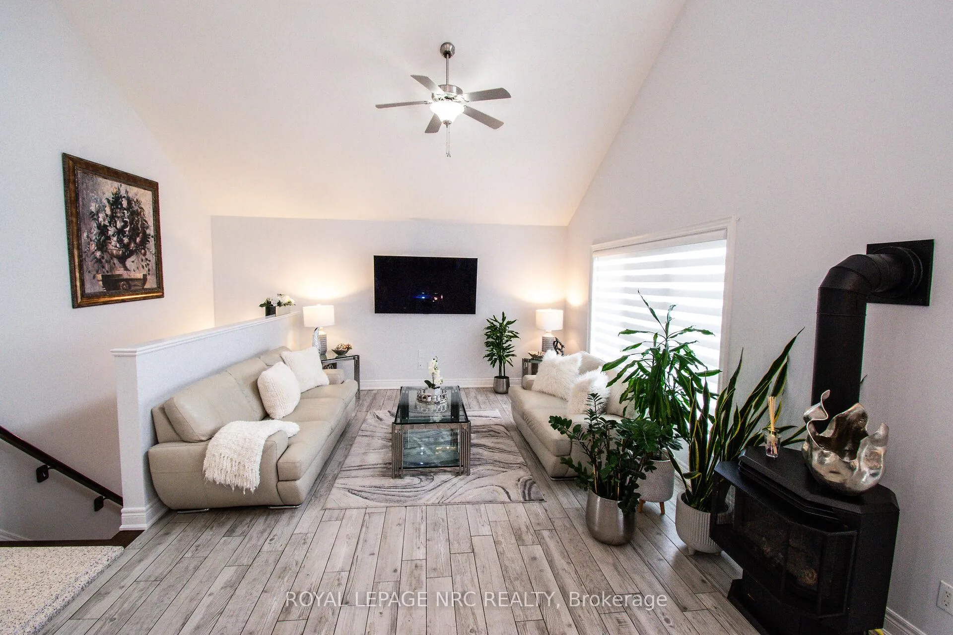 Photo 10 of 197 Timberview Crescent, Welland, Coyle Creek — HOMEH