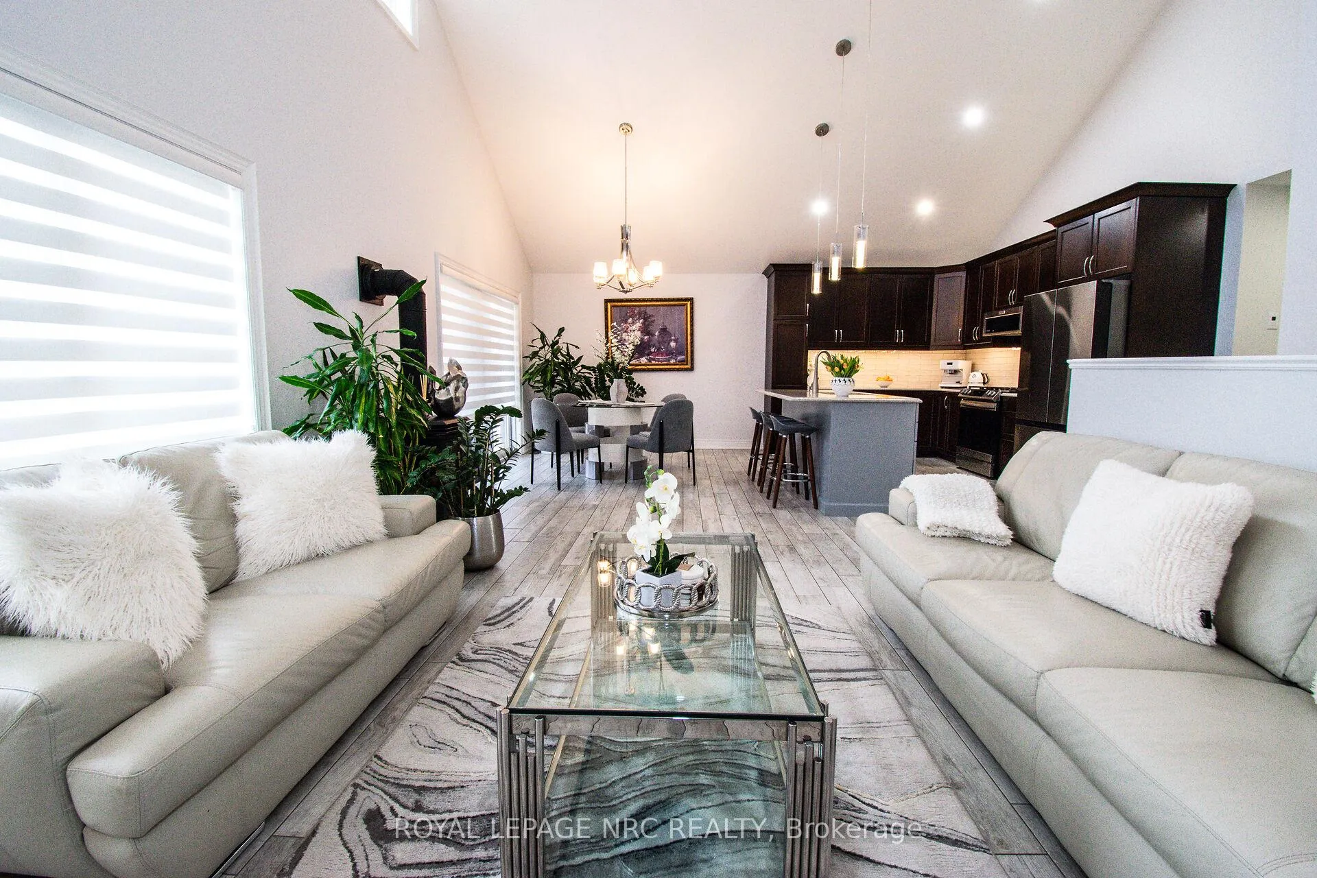 Photo 11 of 197 Timberview Crescent, Welland, Coyle Creek — HOMEH