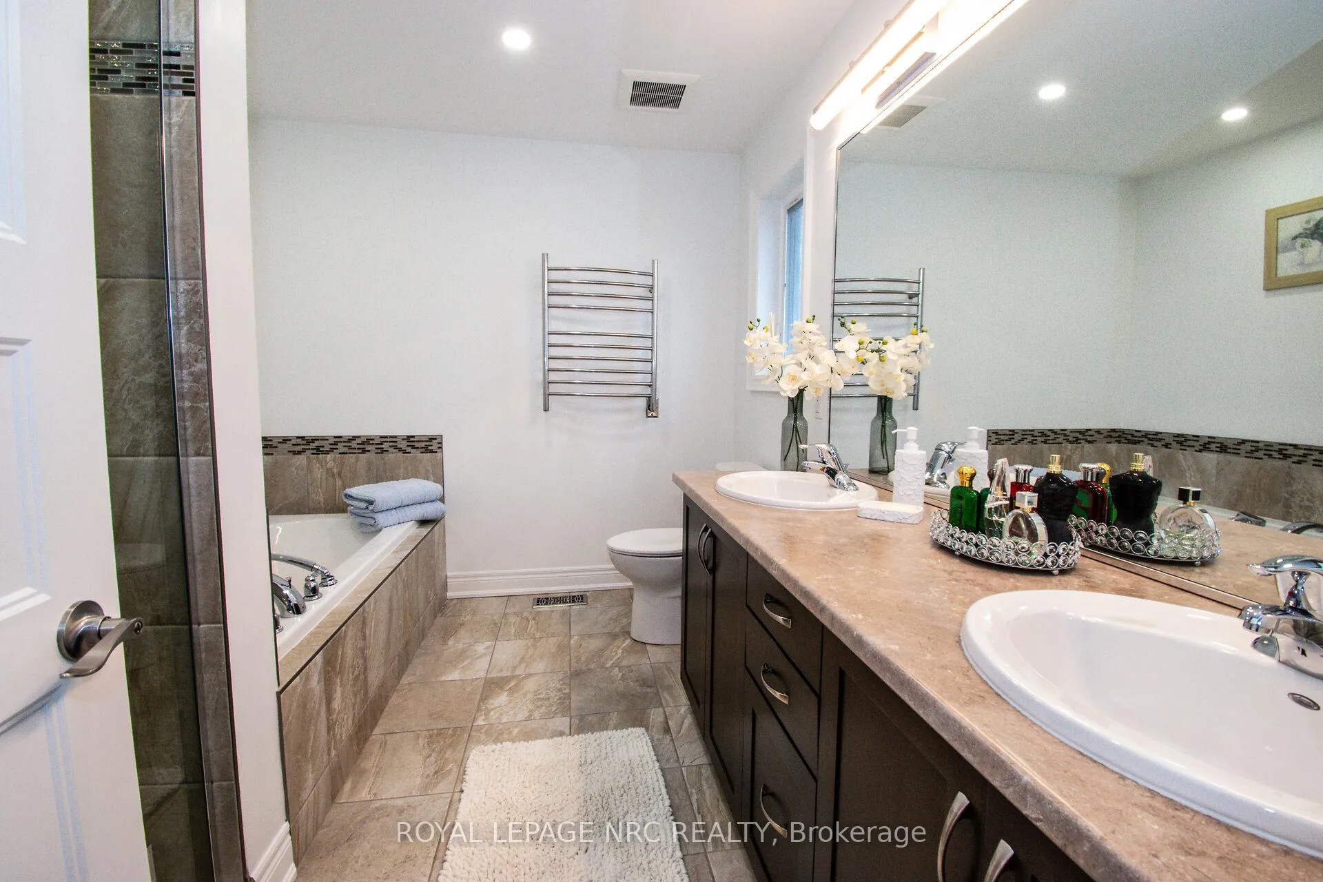 Photo 24 of 197 Timberview Crescent, Welland, Coyle Creek — HOMEH