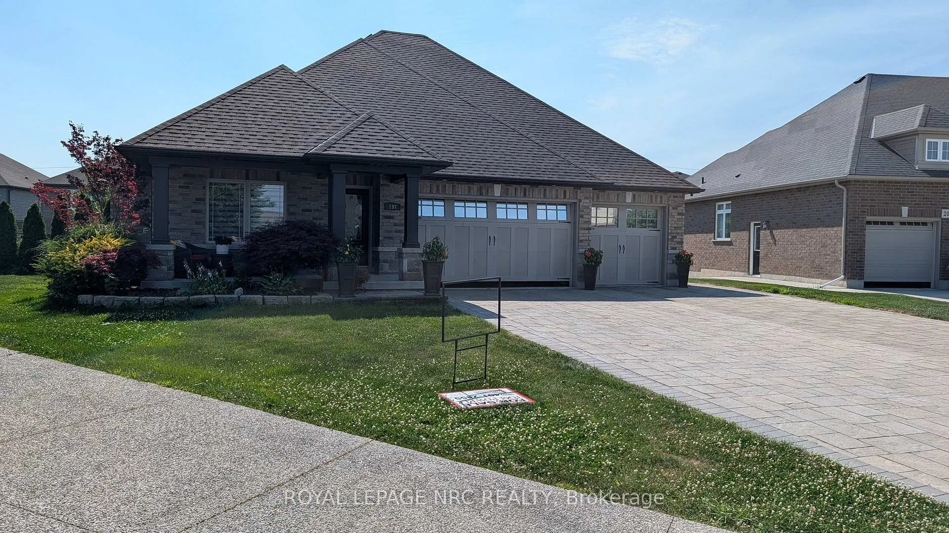 Photo 3 of 197 Timberview Crescent, Welland, Coyle Creek — HOMEH