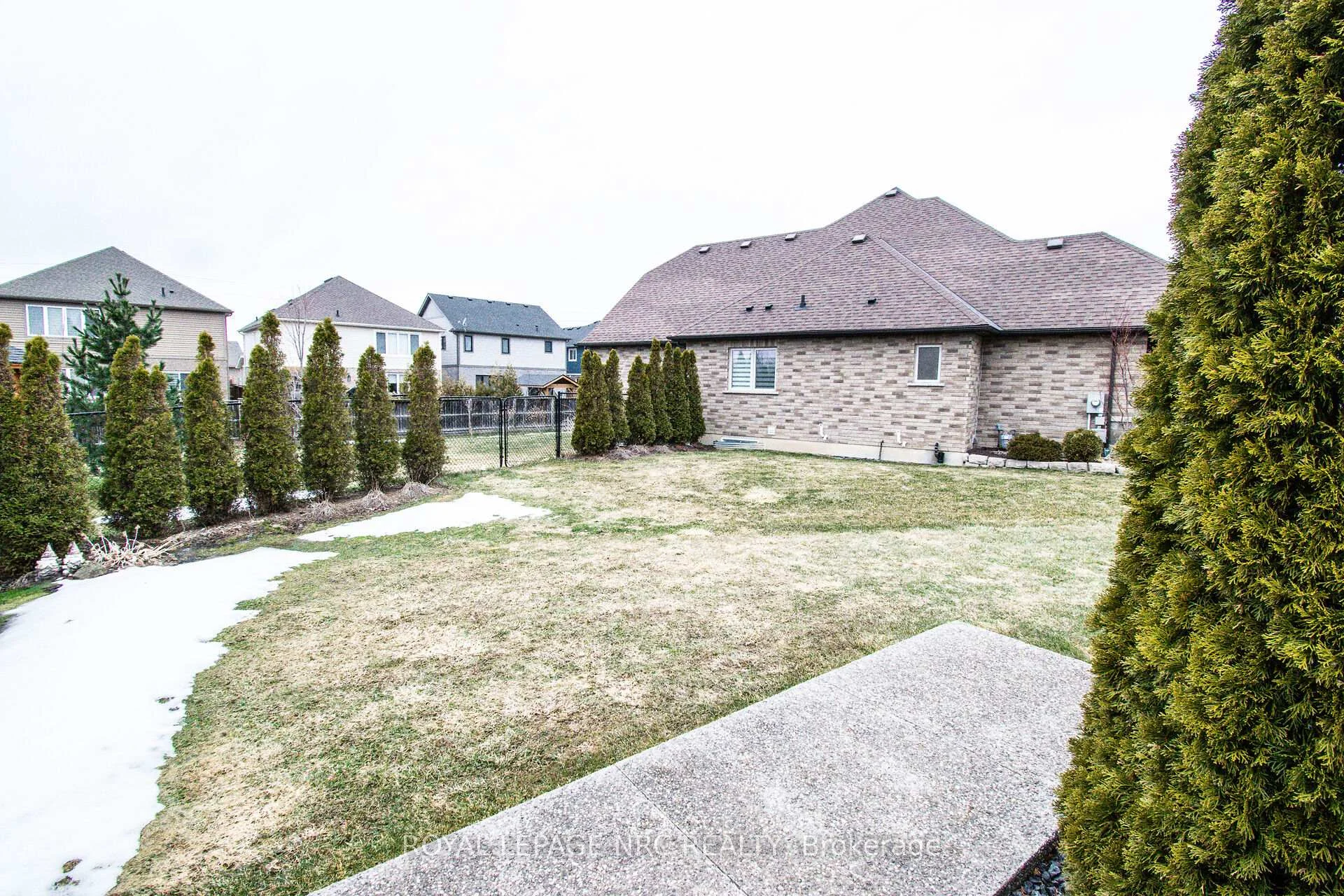Photo 42 of 197 Timberview Crescent, Welland, Coyle Creek — HOMEH