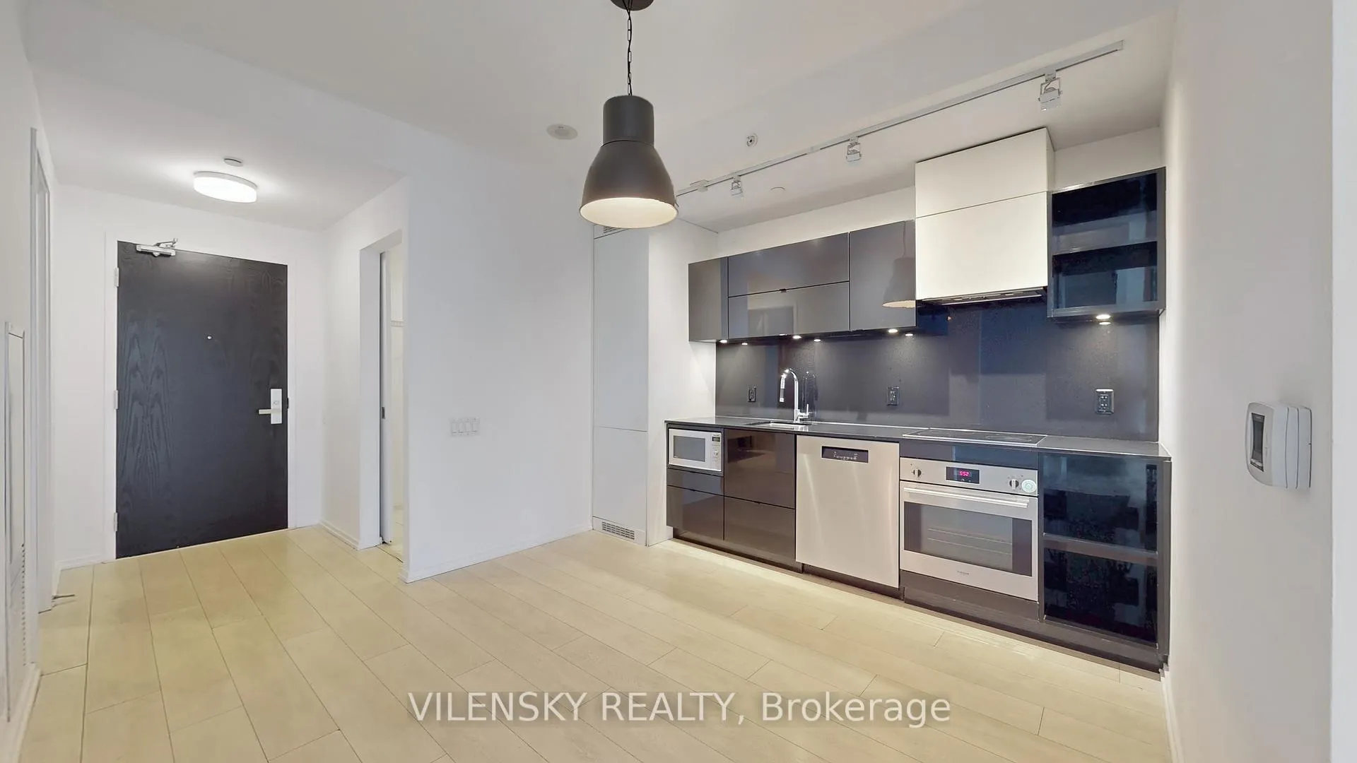 Photo 9 of Unit 3311, 125 Peter Street, Toronto, Waterfront Communities — HOMEH