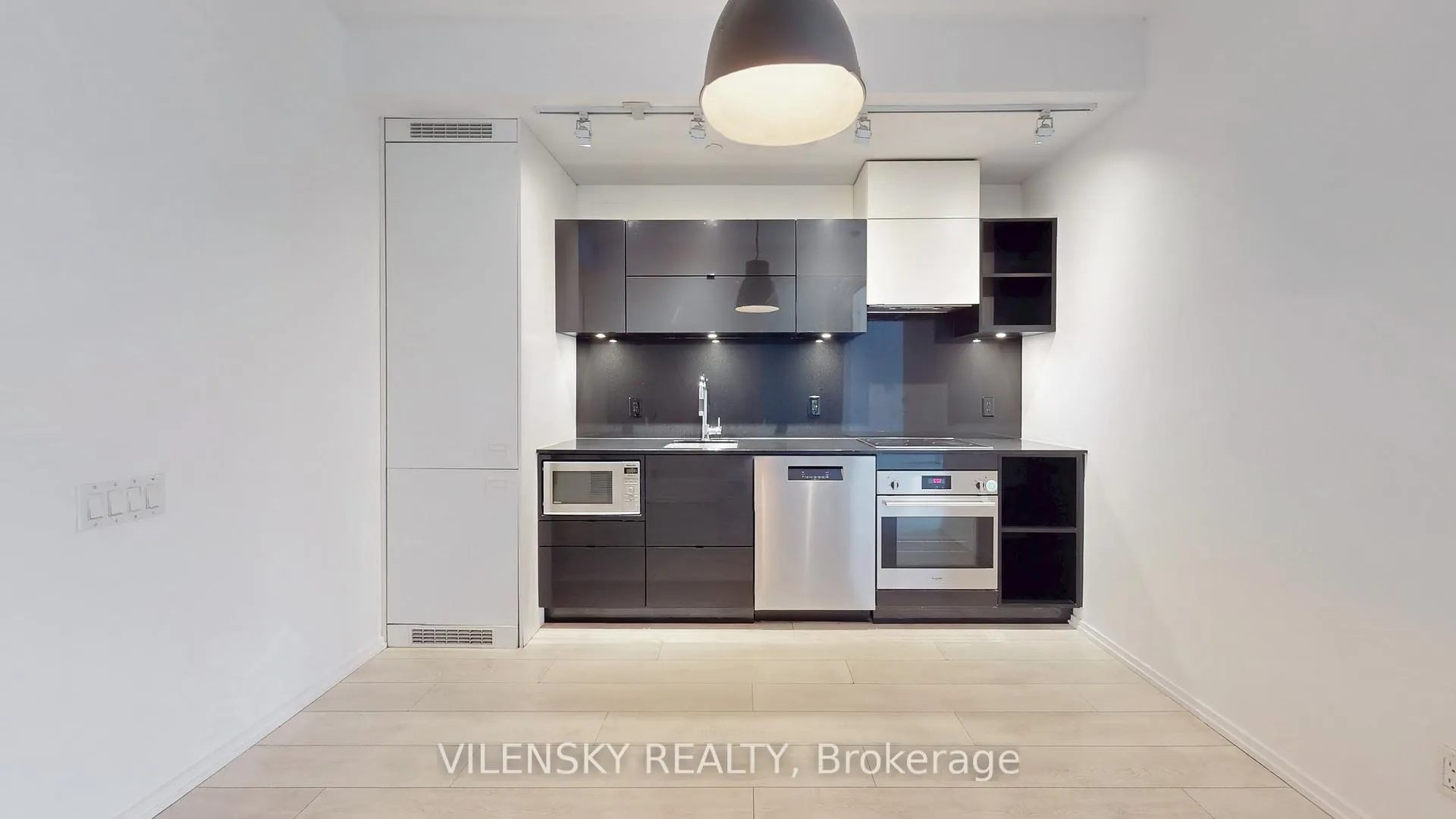 Photo 10 of Unit 3311, 125 Peter Street, Toronto, Waterfront Communities — HOMEH