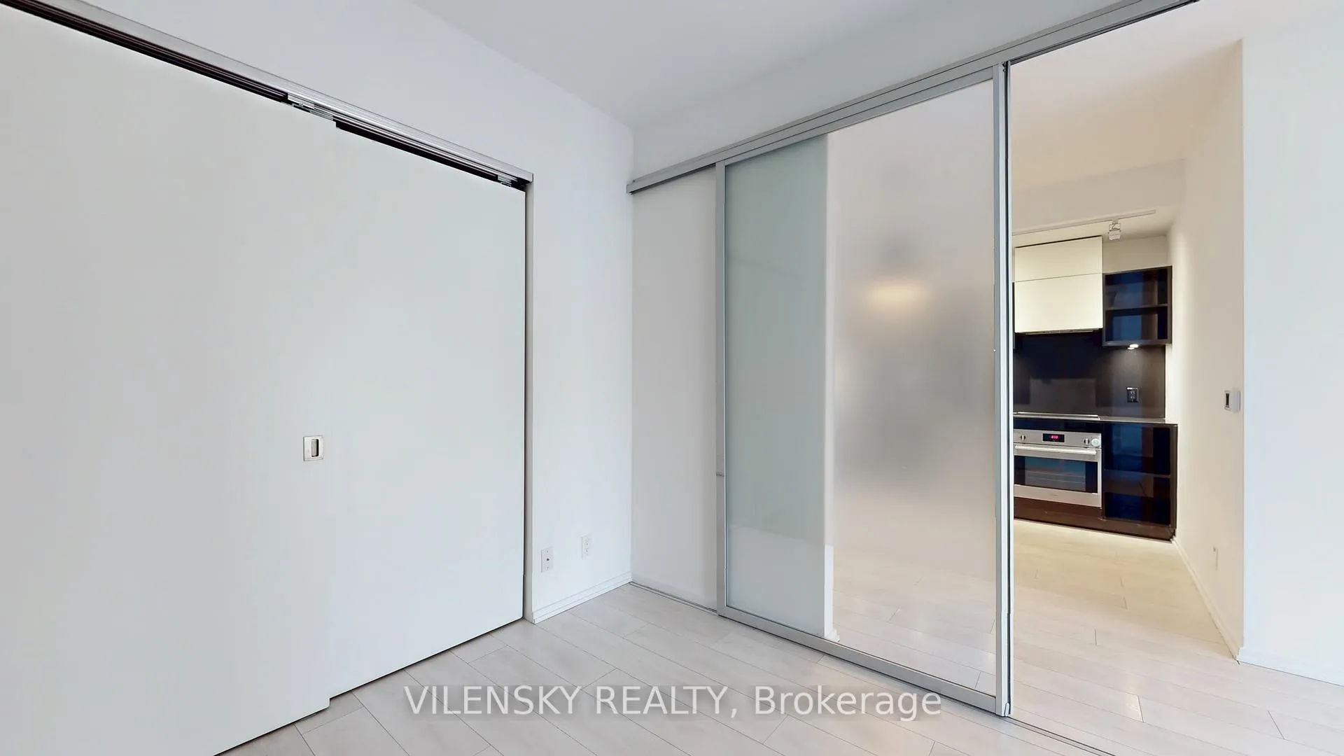 Photo 32 of Unit 3311, 125 Peter Street, Toronto, Waterfront Communities — HOMEH