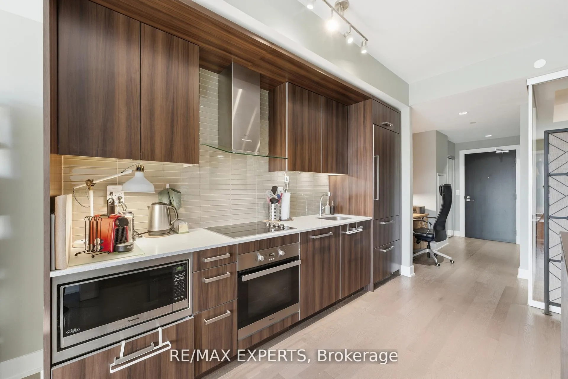 Photo 10 of Unit 410, 3018 Yonge Street, Toronto, Lawrence Park South — HOMEH