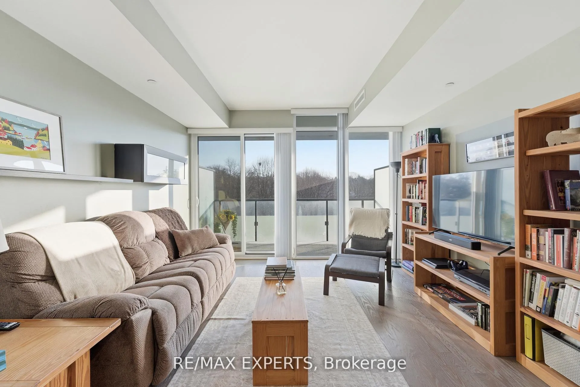 Photo 19 of Unit 410, 3018 Yonge Street, Toronto, Lawrence Park South — HOMEH