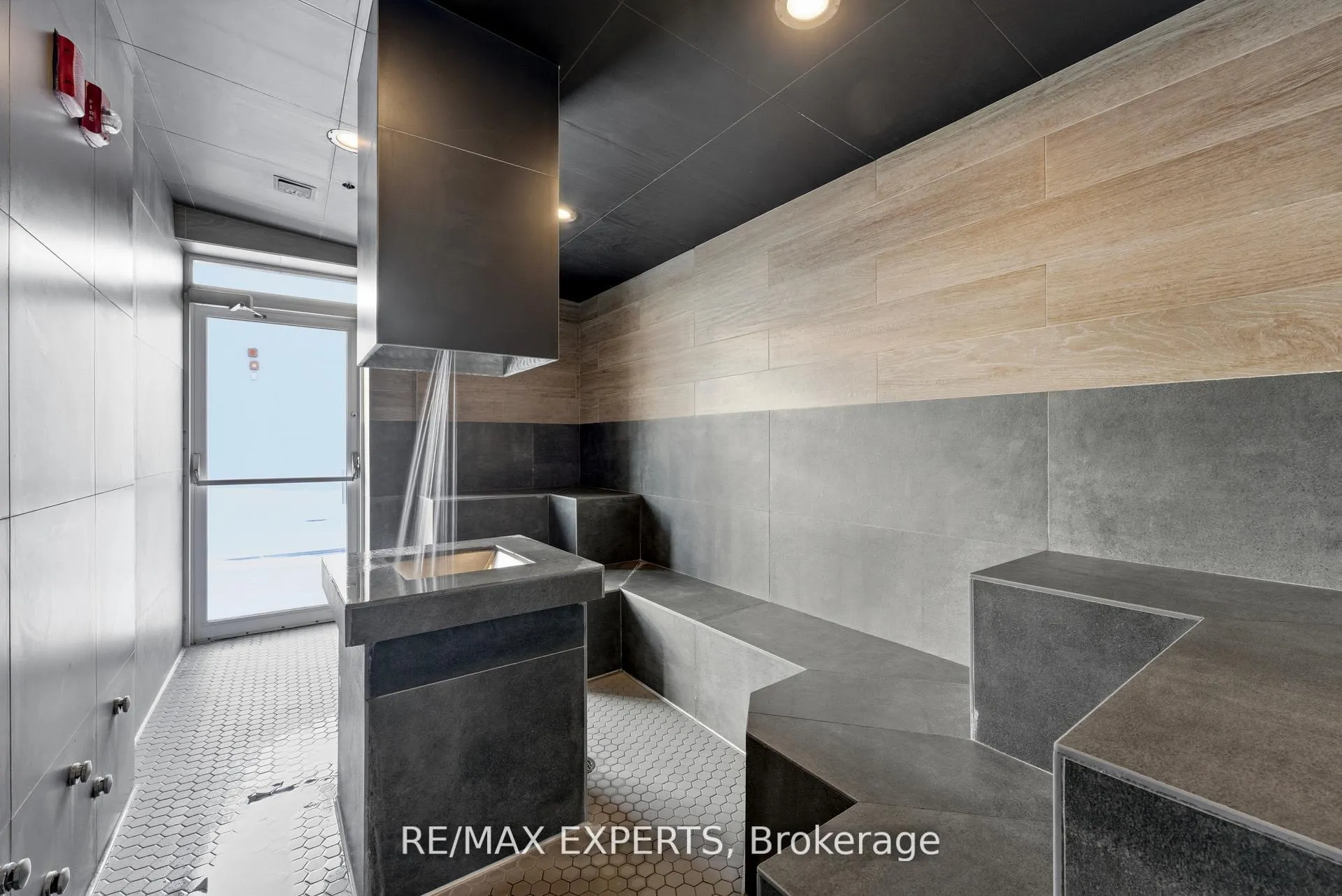 Photo 28 of Unit 410, 3018 Yonge Street, Toronto, Lawrence Park South — HOMEH