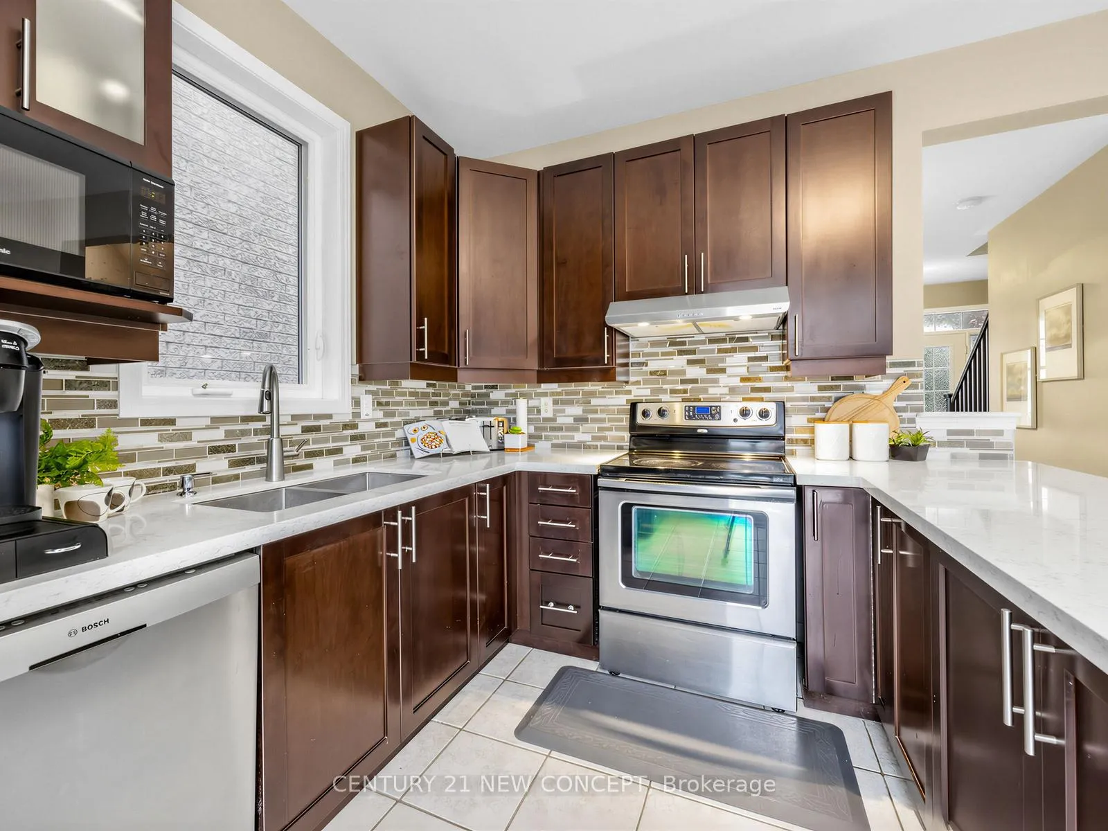 Photo 15 of 464 Dymott Avenue, Milton, Harrison — HOMEH
