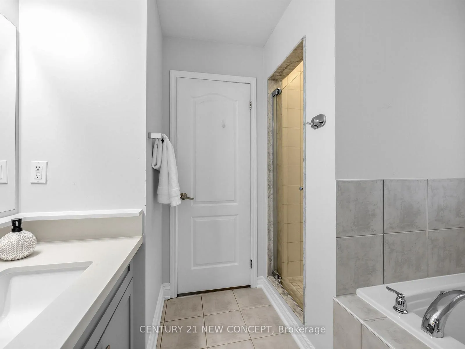 Photo 20 of 464 Dymott Avenue, Milton, Harrison — HOMEH
