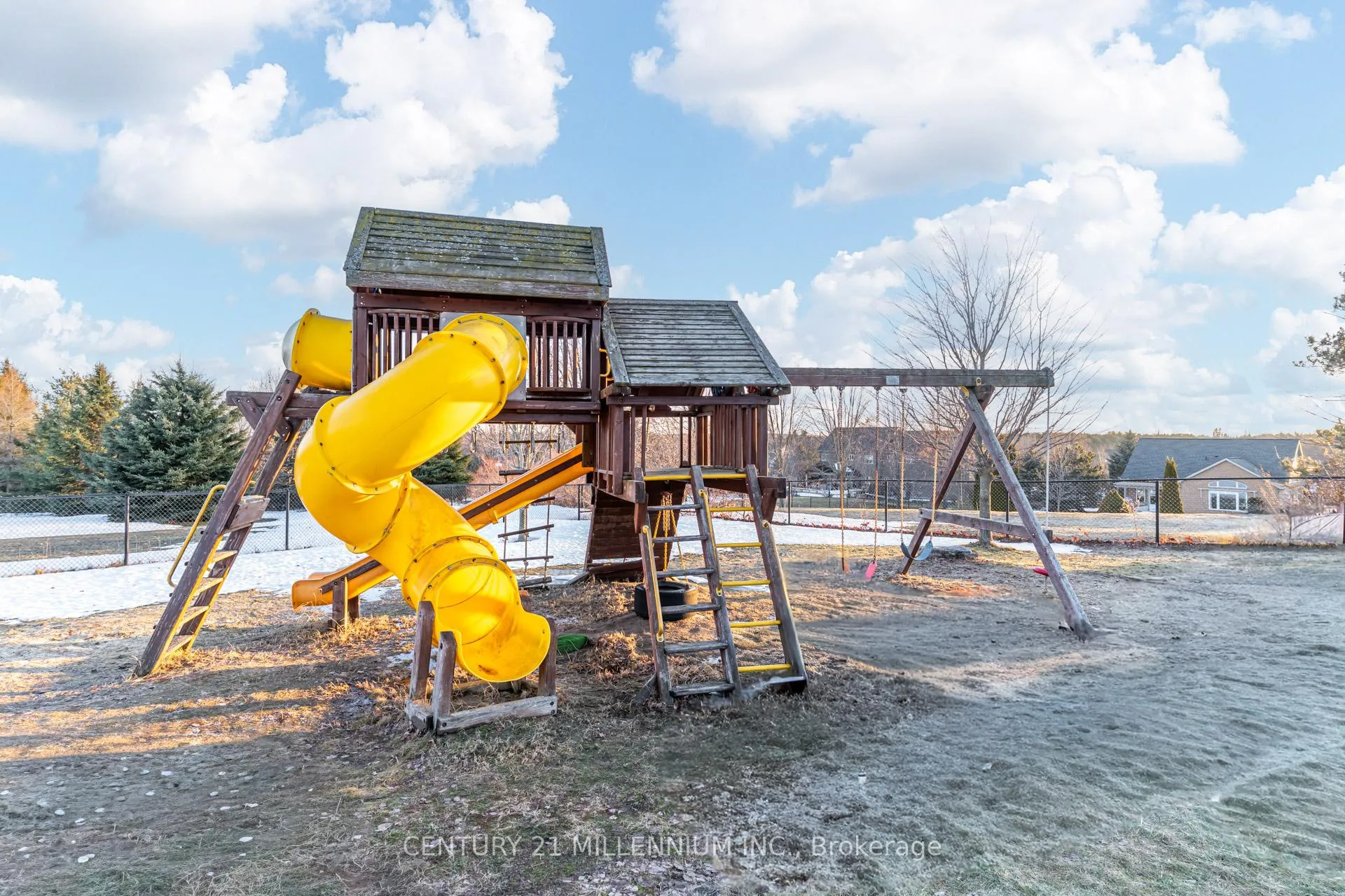 Photo 45 of 8 Madill Drive, Mono, Rural Mono — HOMEH