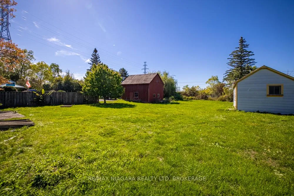 Photo 19 of 2295 Centre Street, Thorold, Allanburg/Thorold South — HOMEH