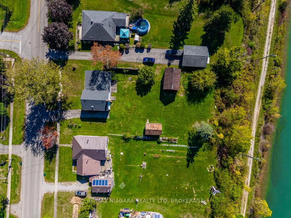 Photo 25 of 2295 Centre Street, Thorold, Allanburg/Thorold South — HOMEH