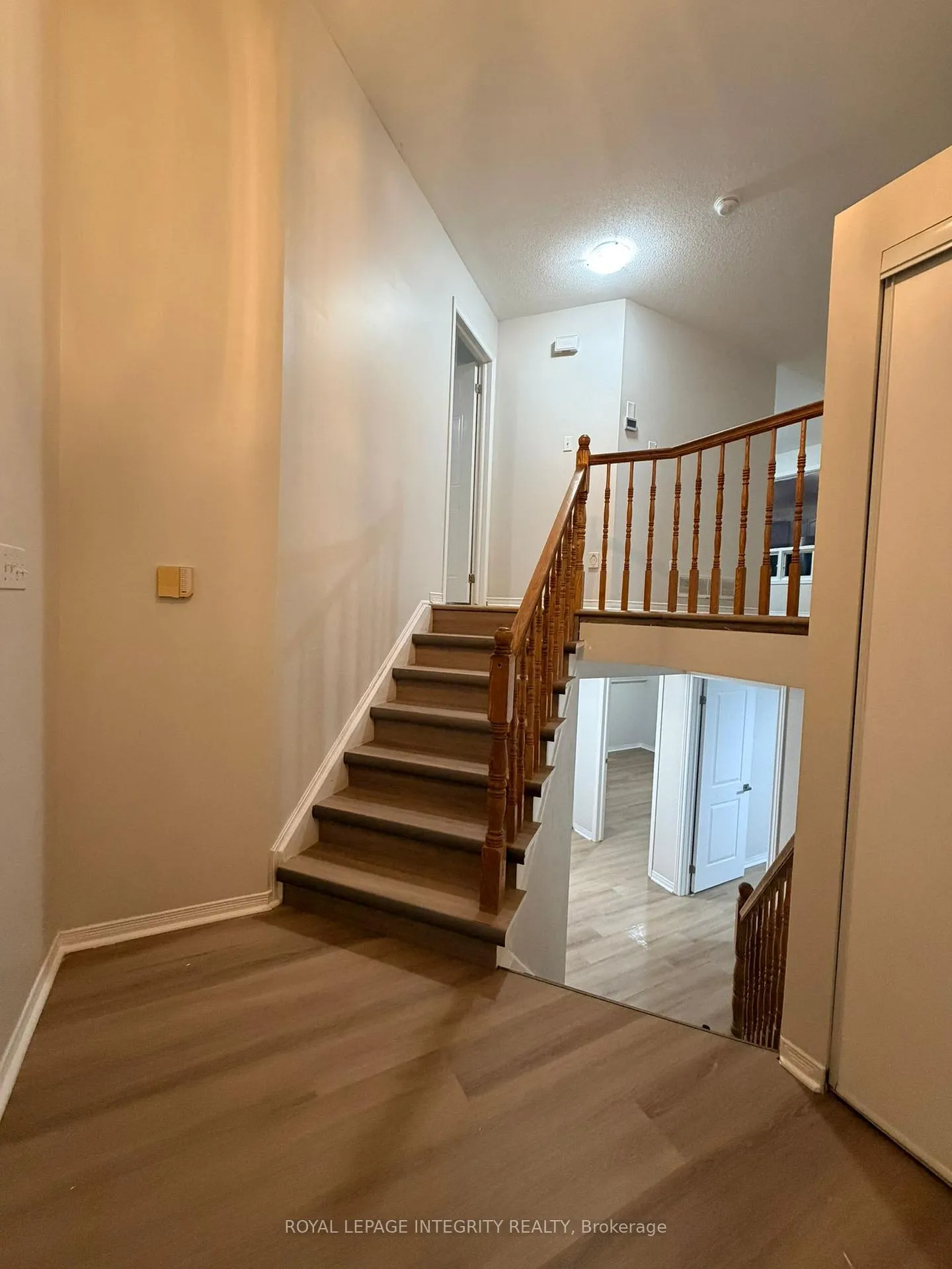 Photo 11 of 274 Sandhill Road, Ottawa, Kanata - Morgan's Grant/South March — HOMEH