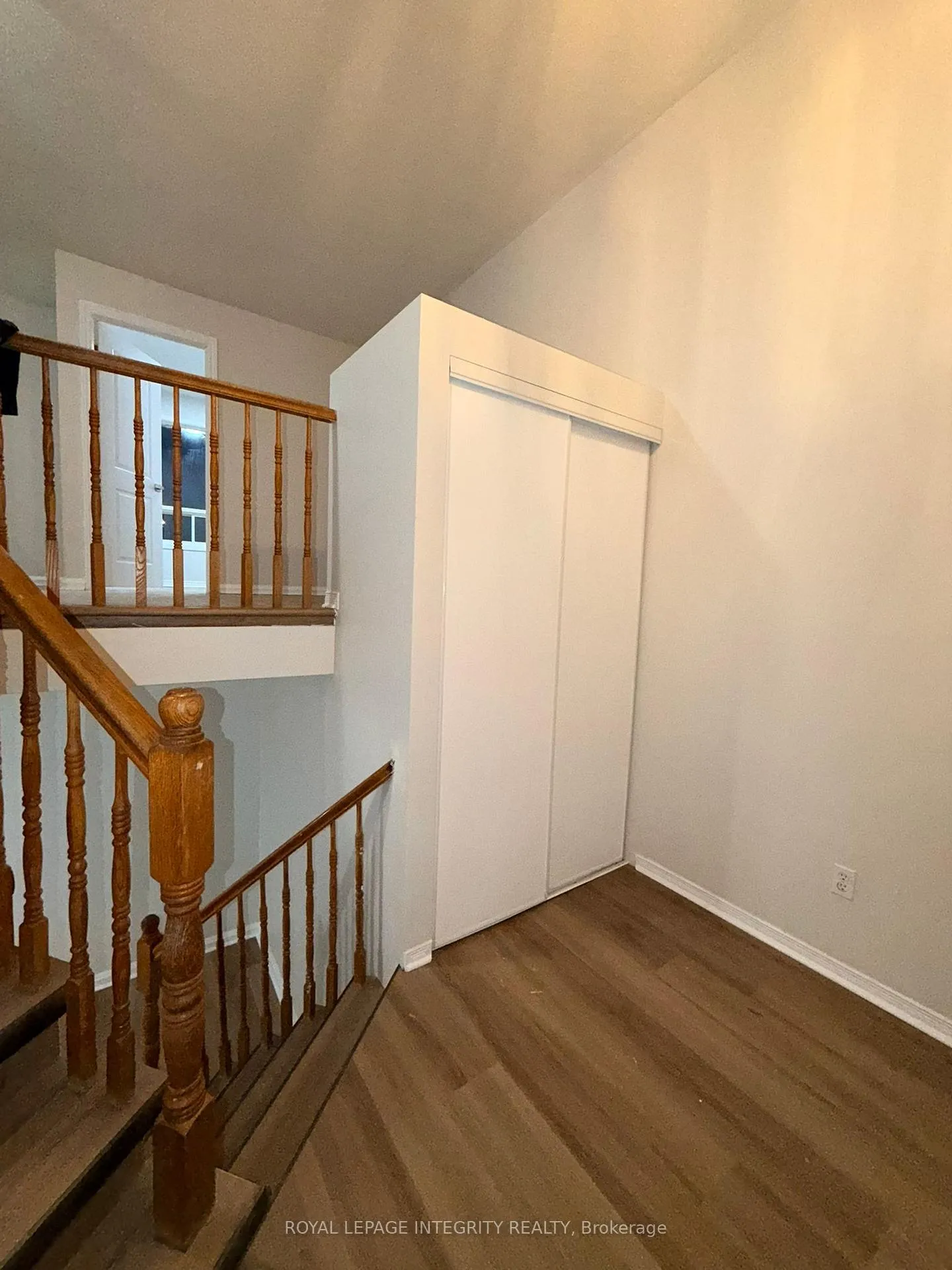 Photo 12 of 274 Sandhill Road, Ottawa, Kanata - Morgan's Grant/South March — HOMEH