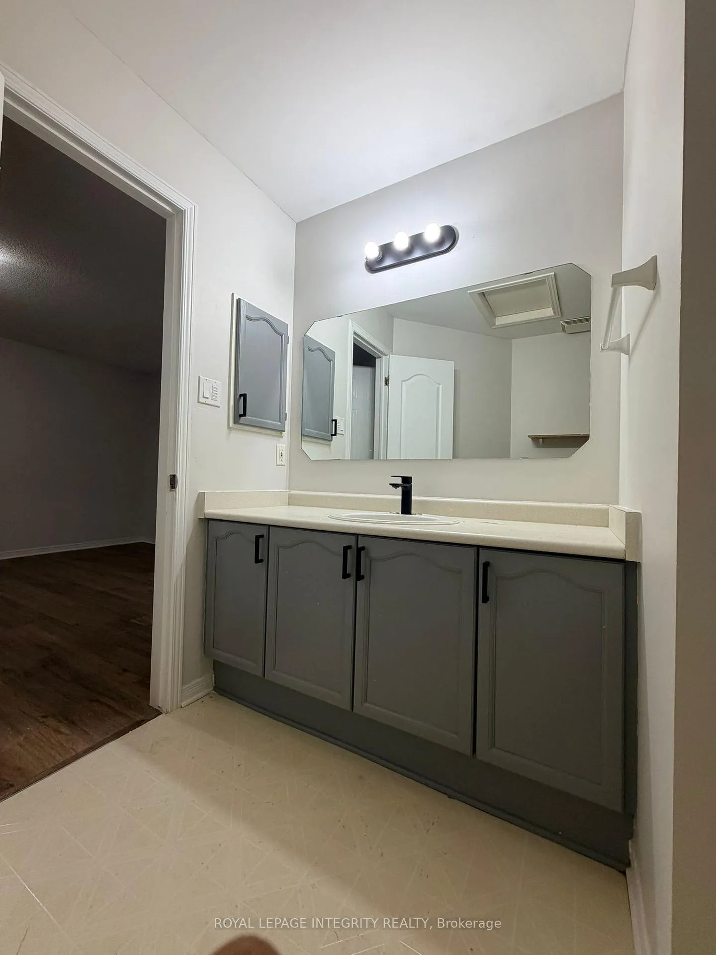 Photo 22 of 274 Sandhill Road, Ottawa, Kanata - Morgan's Grant/South March — HOMEH