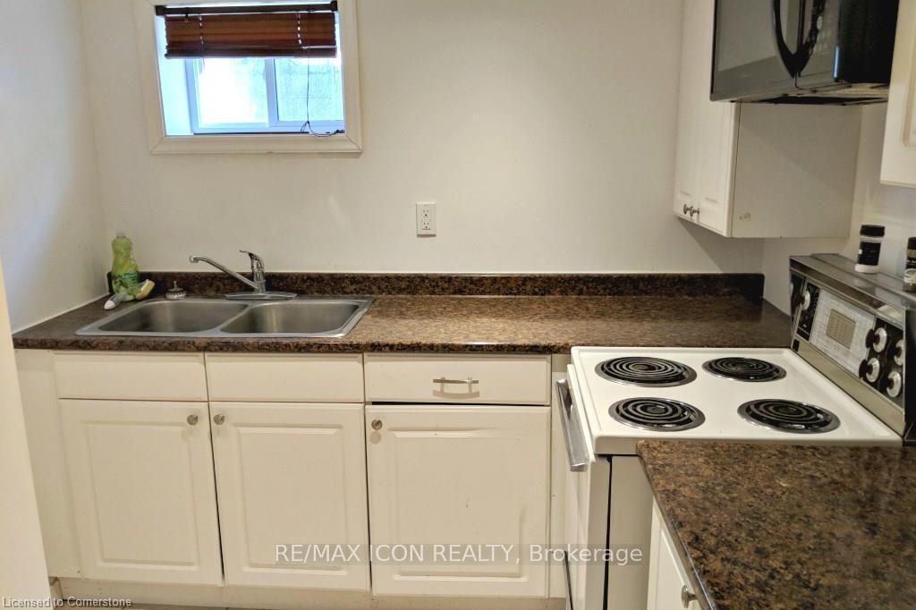 Photo 8 of 320 Guelph Street, Kitchener, Fairfield — HOMEH