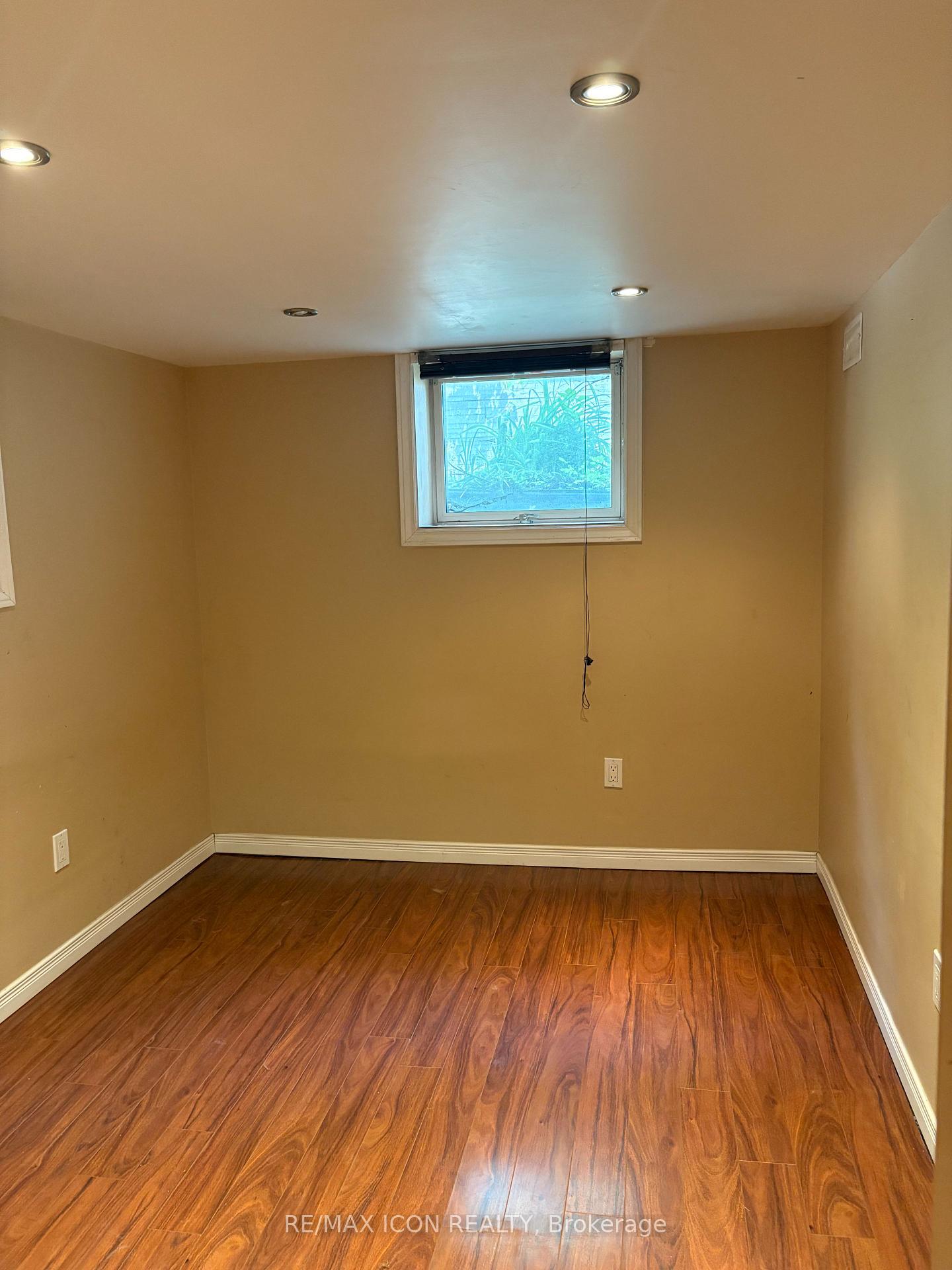 Photo 10 of 320 Guelph Street, Kitchener, Fairfield — HOMEH