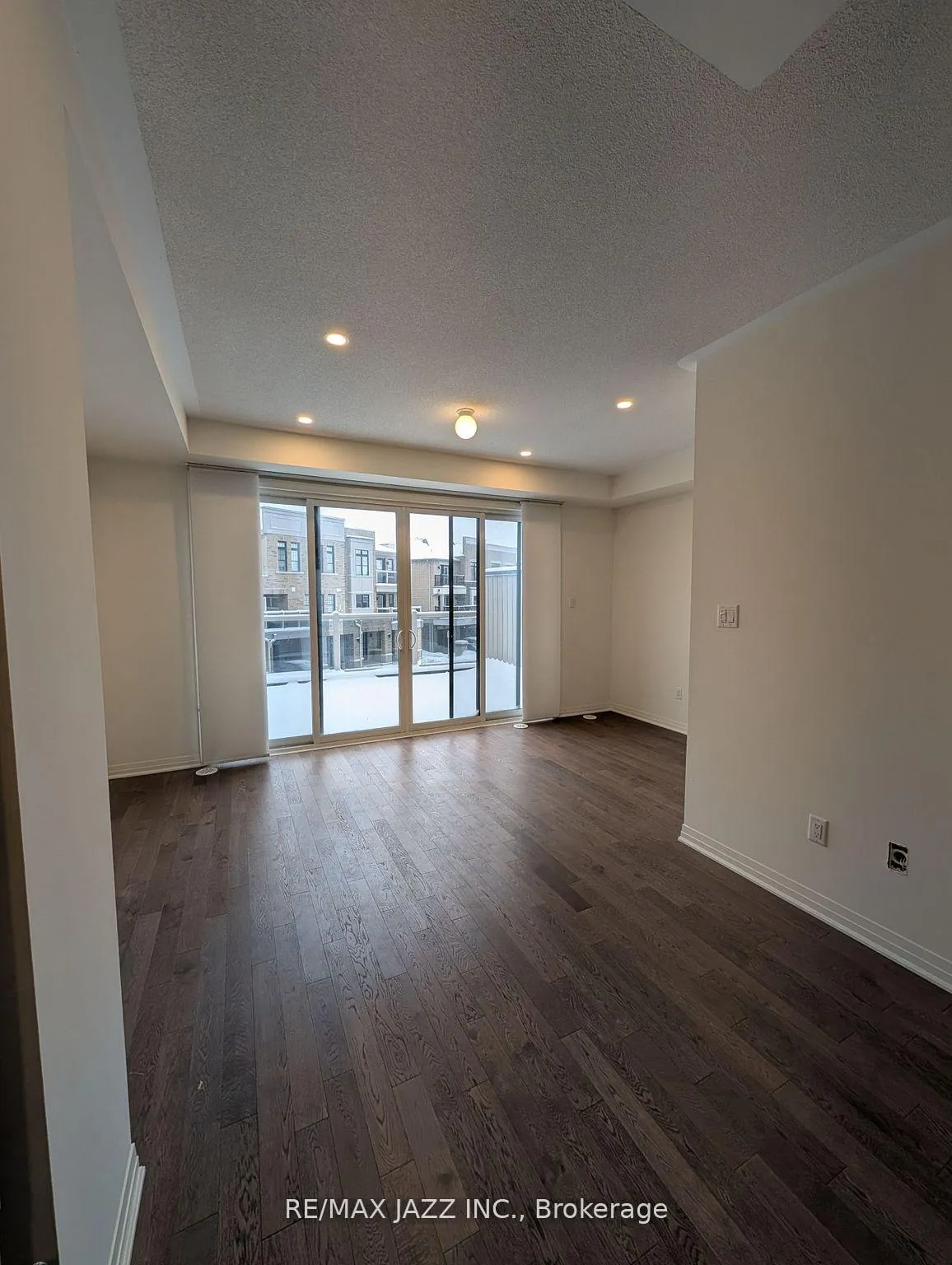 Photo 10 of 19 Clarington Boulevard, Clarington, Bowmanville — HOMEH