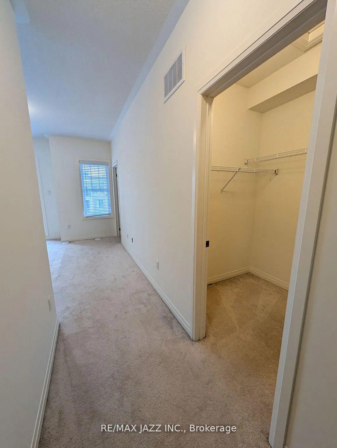 Photo 16 of 19 Clarington Boulevard, Clarington, Bowmanville — HOMEH