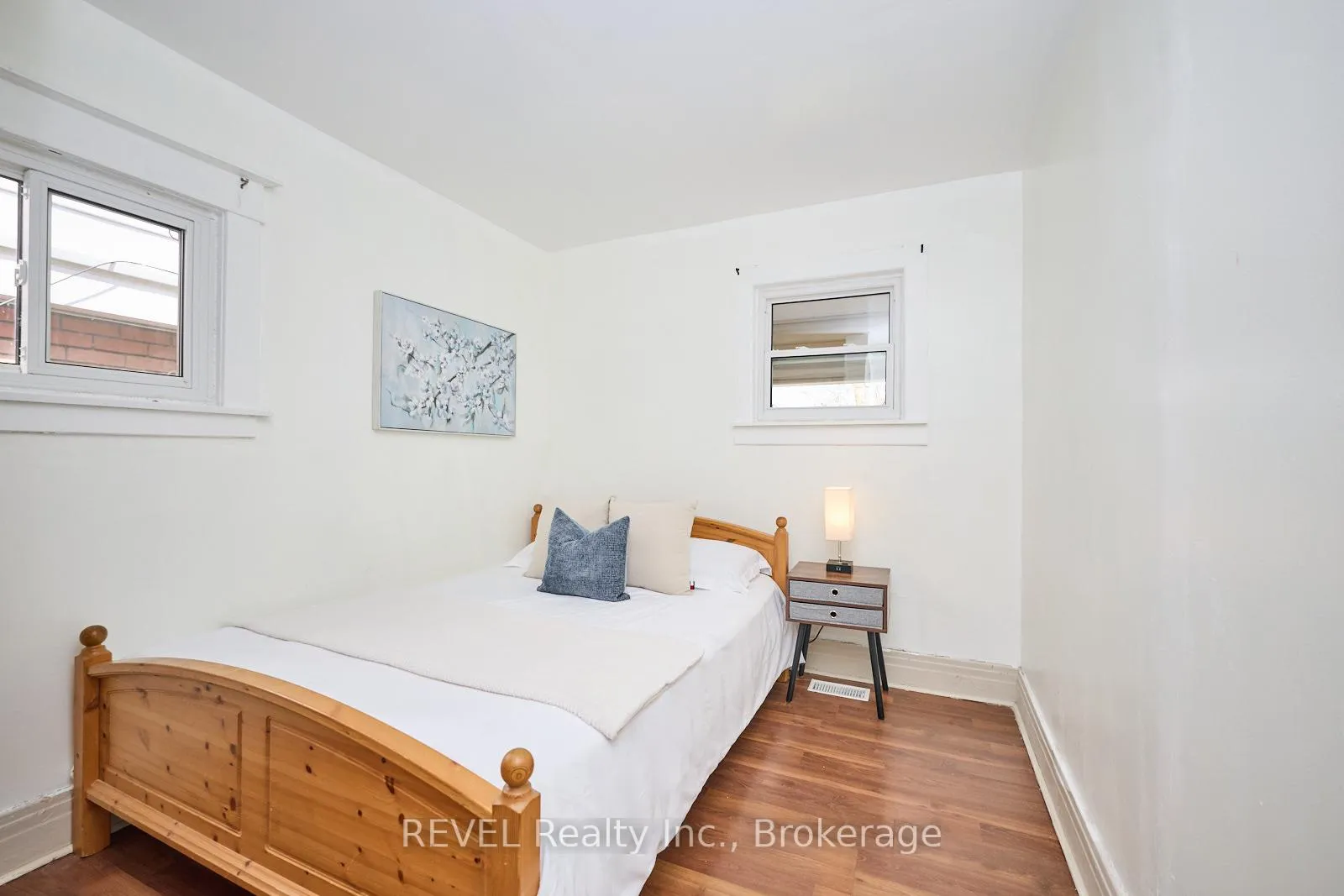 Photo 15 of 1 Berryman Avenue, St. Catharines, E. Chester — HOMEH
