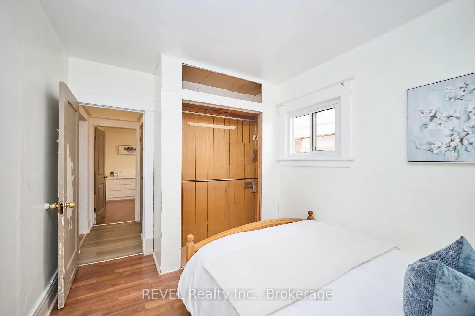 Photo 16 of 1 Berryman Avenue, St. Catharines, E. Chester — HOMEH