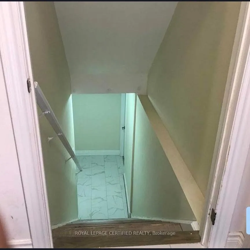 Photo 5 of Unit Basement, 439 Rivermont Road, Brampton, Bram West — HOMEH
