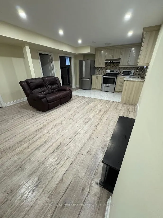 Photo 11 of Unit Basement, 439 Rivermont Road, Brampton, Bram West — HOMEH