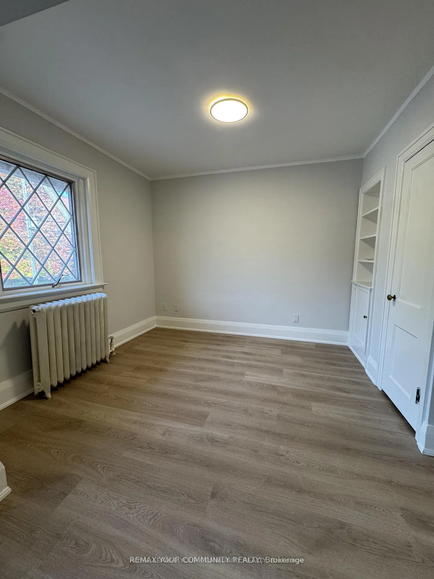 Photo 5 of Unit Upper, 183 St Clair Avenue E, Toronto, Rosedale-Moore Park — HOMEH