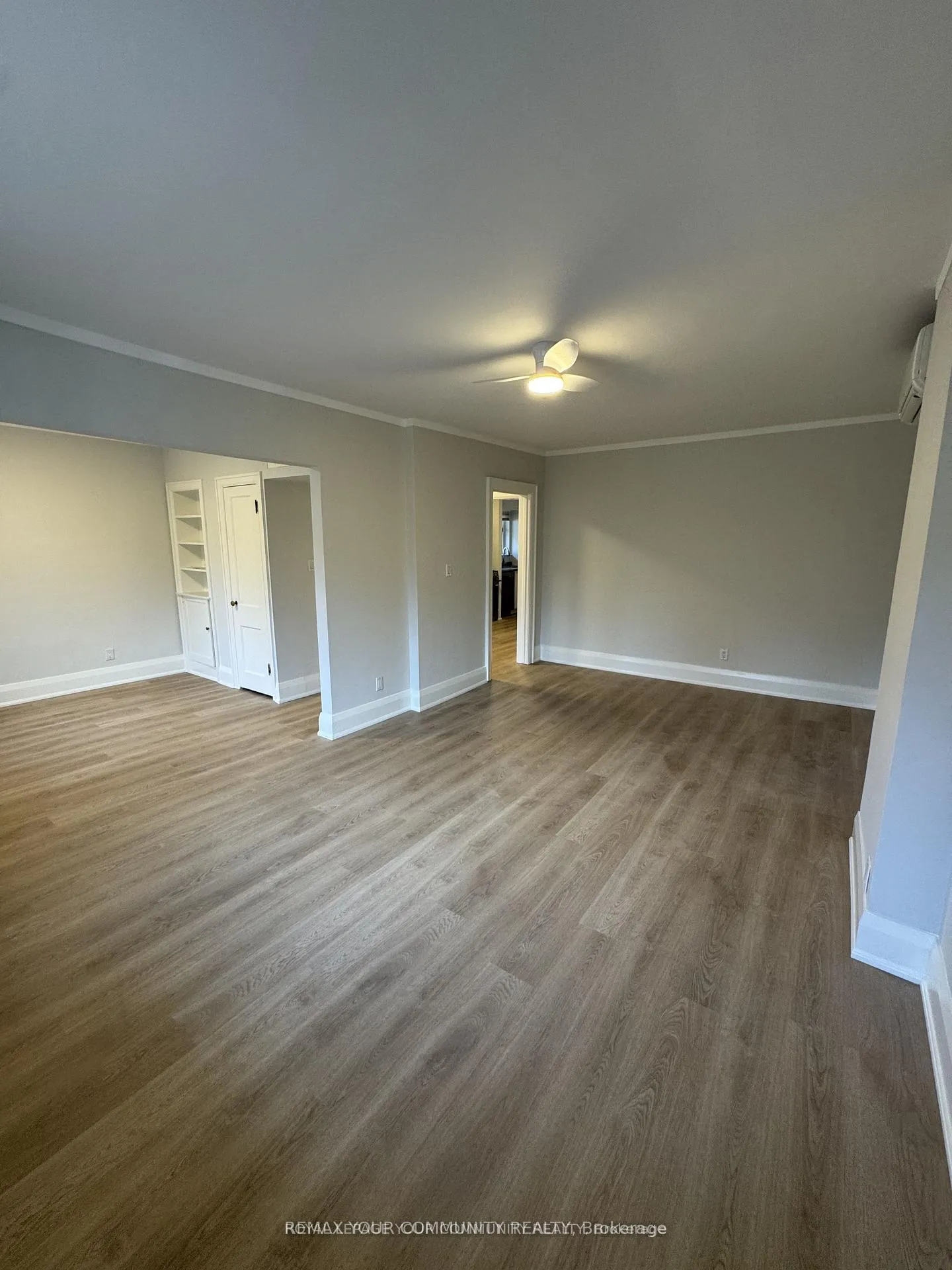 Photo 11 of Unit Upper, 183 St Clair Avenue E, Toronto, Rosedale-Moore Park — HOMEH