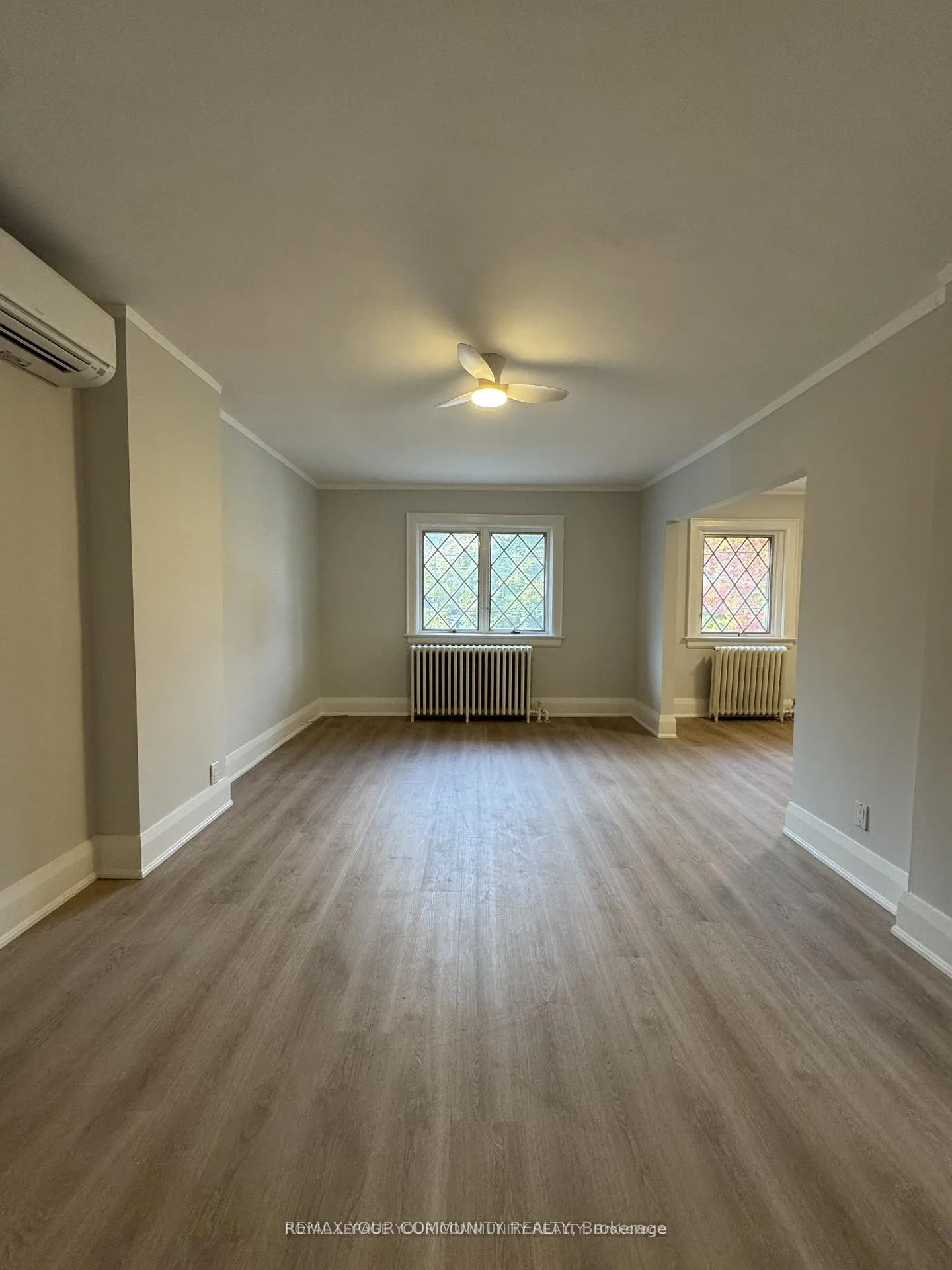 Photo 13 of Unit Upper, 183 St Clair Avenue E, Toronto, Rosedale-Moore Park — HOMEH