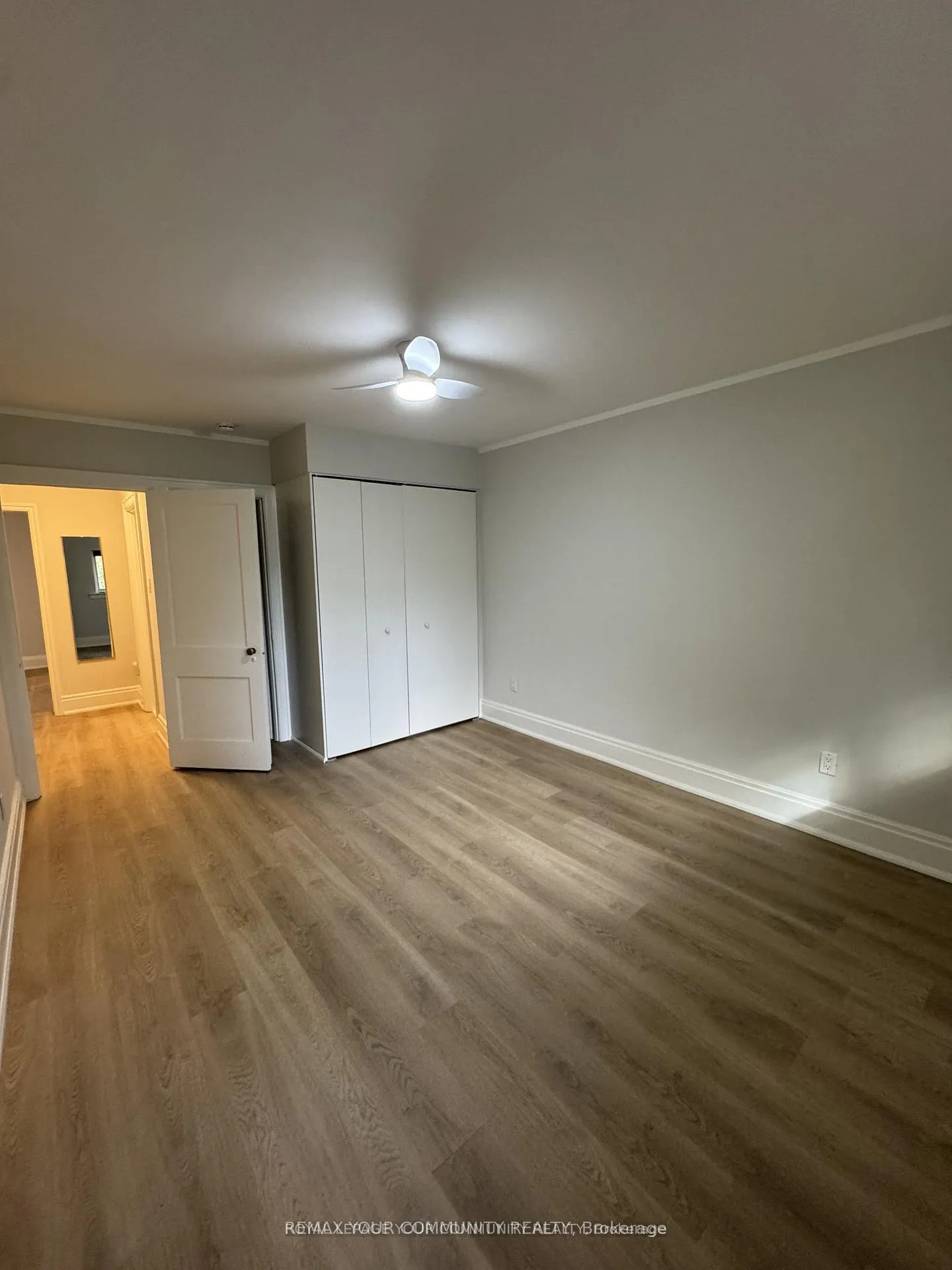 Photo 24 of Unit Upper, 183 St Clair Avenue E, Toronto, Rosedale-Moore Park — HOMEH