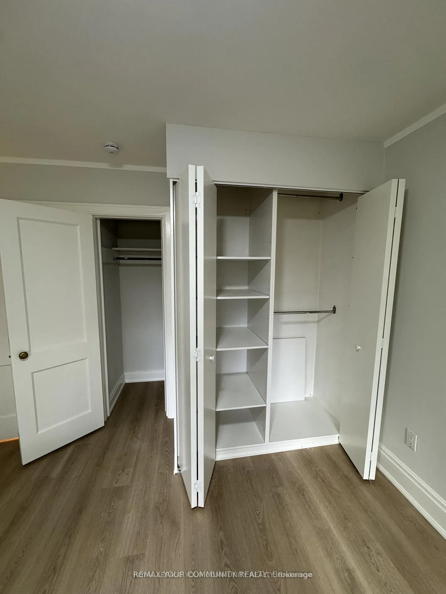Photo 25 of Unit Upper, 183 St Clair Avenue E, Toronto, Rosedale-Moore Park — HOMEH