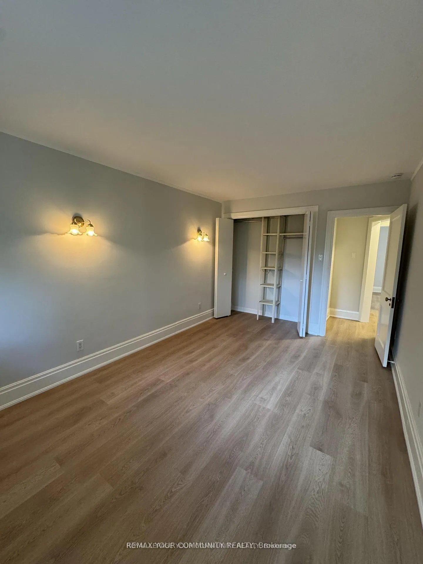 Photo 27 of Unit Upper, 183 St Clair Avenue E, Toronto, Rosedale-Moore Park — HOMEH
