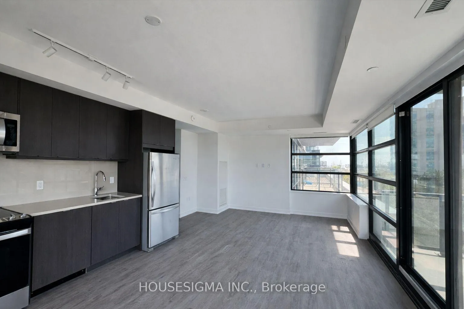 Photo 2 of Unit 309, 1606 Charles Street, Whitby, Port Whitby — HOMEH