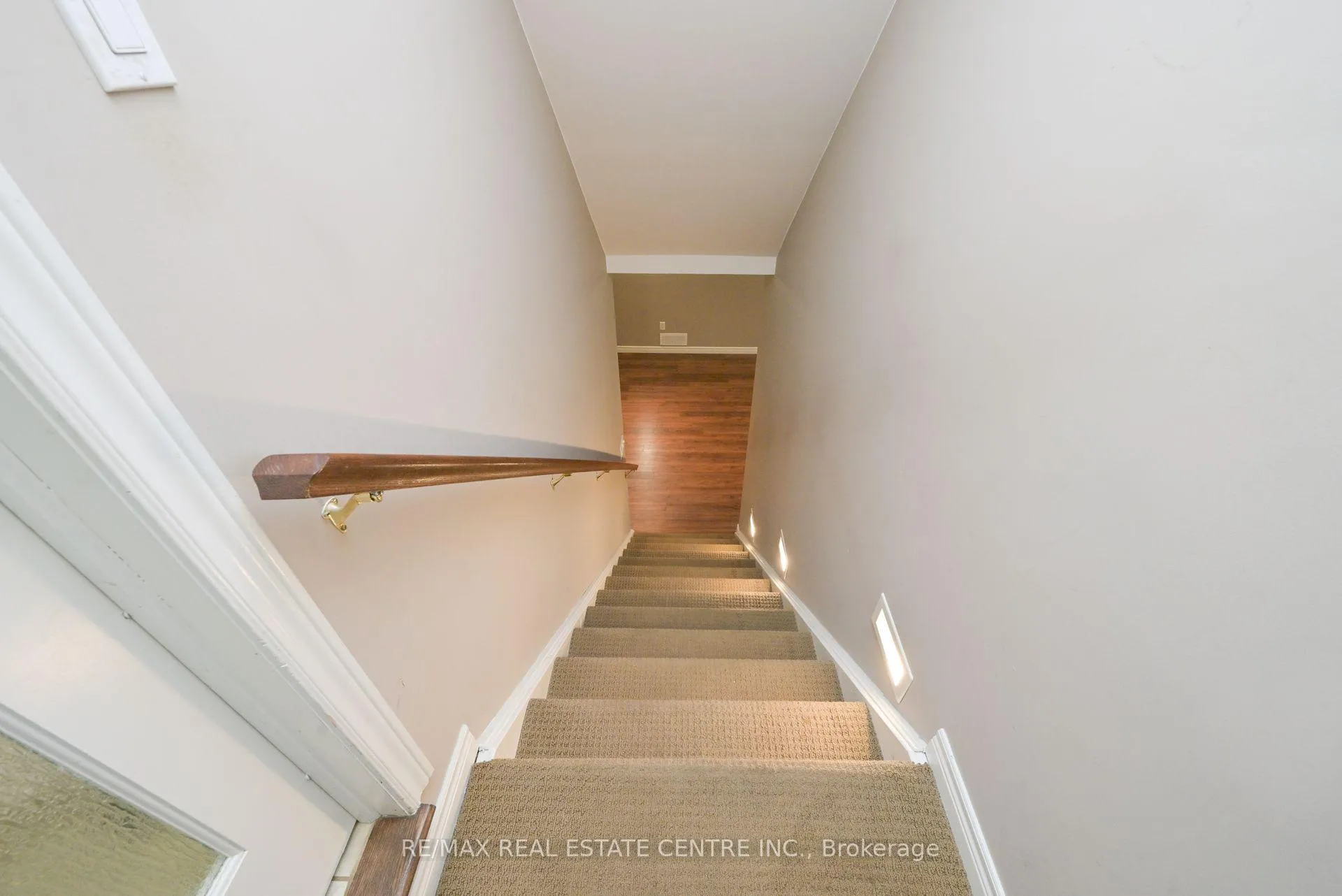 Photo 30 of 249 Millview Court, Guelph, General Hospital — HOMEH