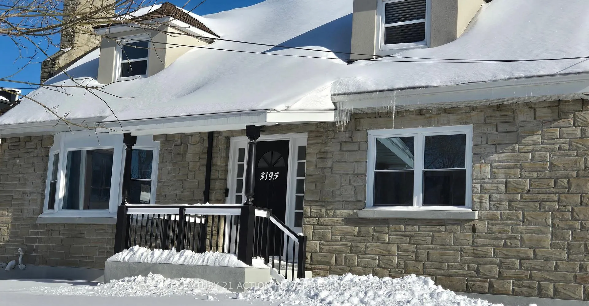 Photo 1 of 3195 Riverside Drive, Ottawa, Mooneys Bay/Revelstoke — HOMEH