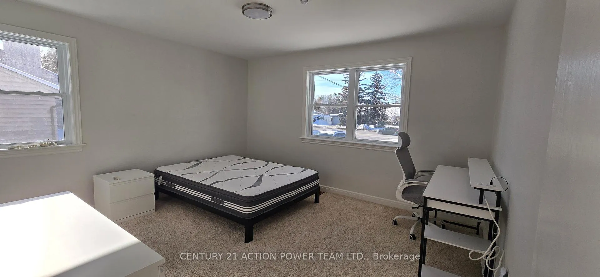 Photo 16 of 3195 Riverside Drive, Ottawa, Mooneys Bay/Revelstoke — HOMEH